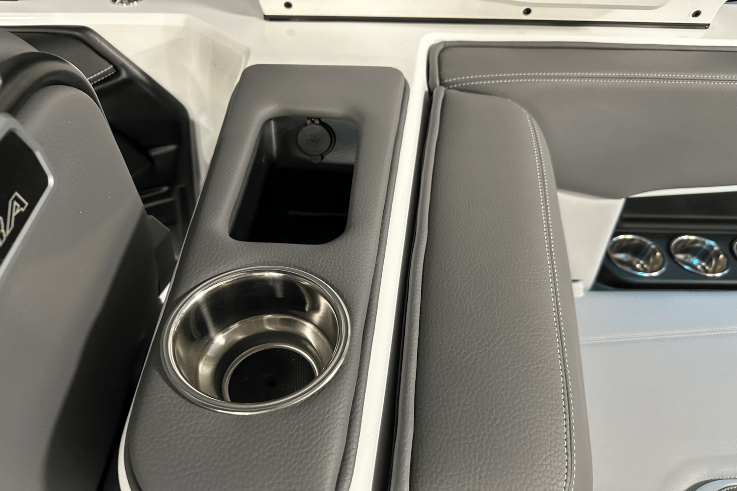 2025 Supra SE Image Thumbnail #23