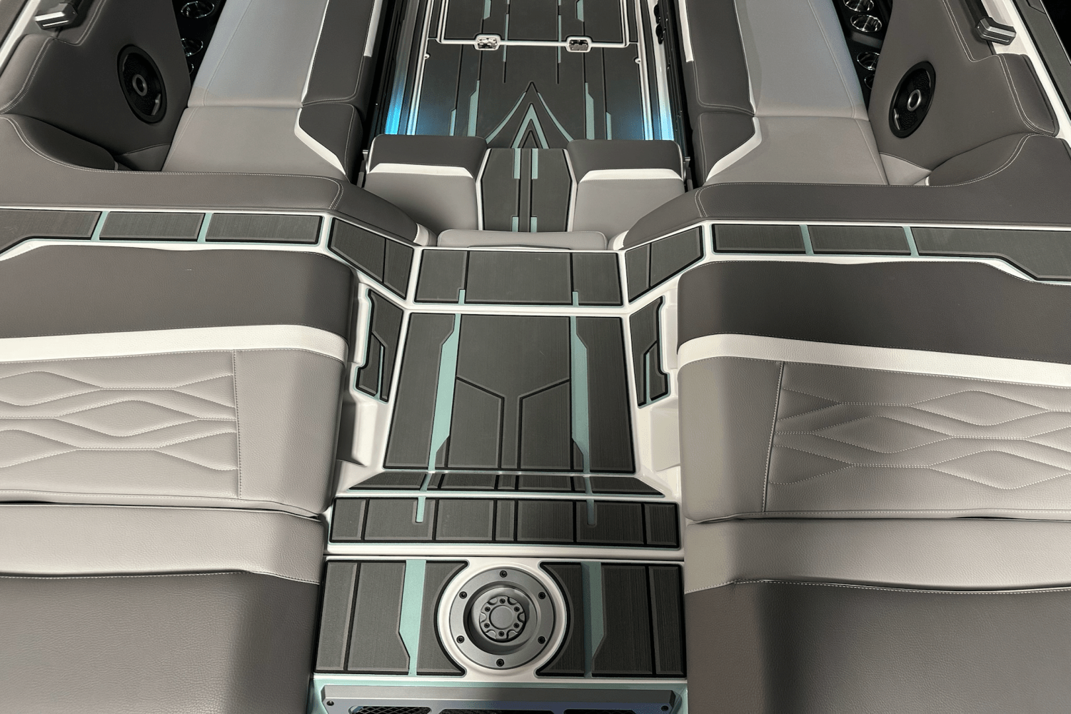 2025 Supra SE Image Thumbnail #15