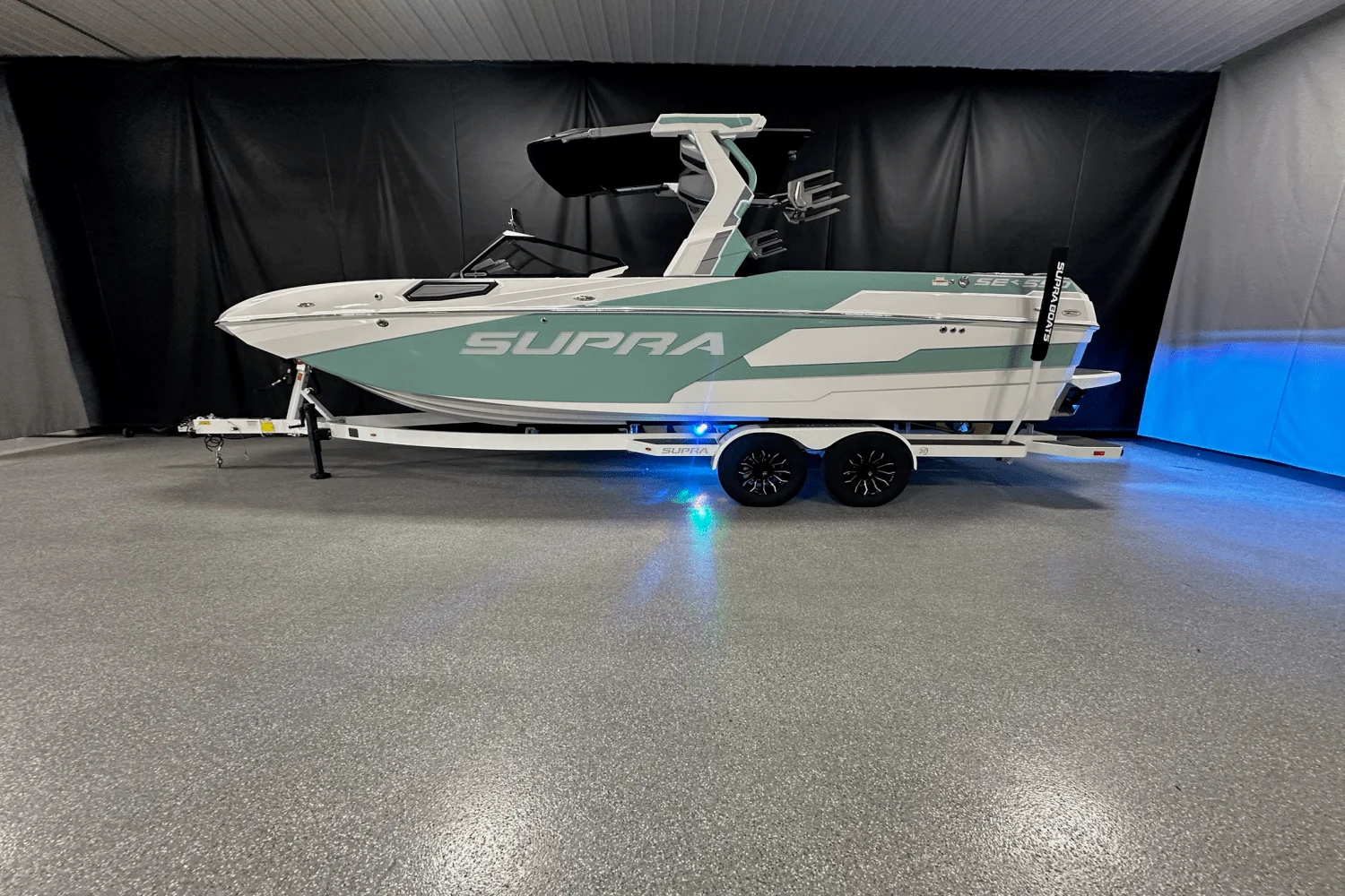 2025 Supra SE Image Thumbnail #2