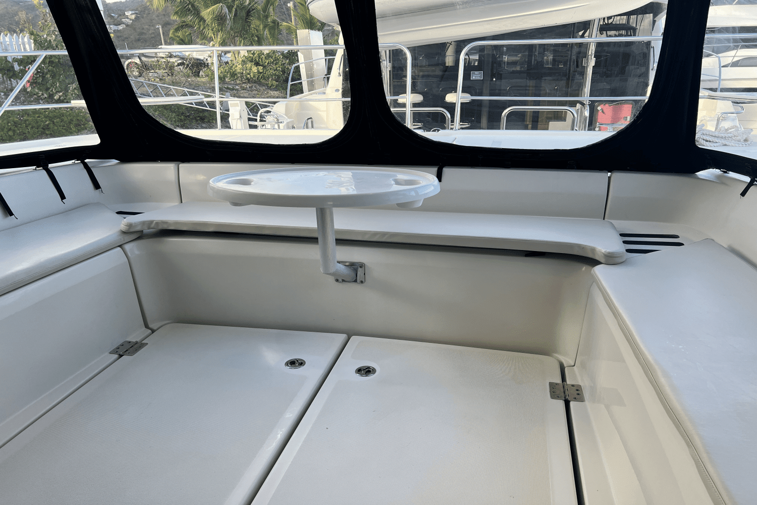 2016 Aquila 48 Image Thumbnail #5