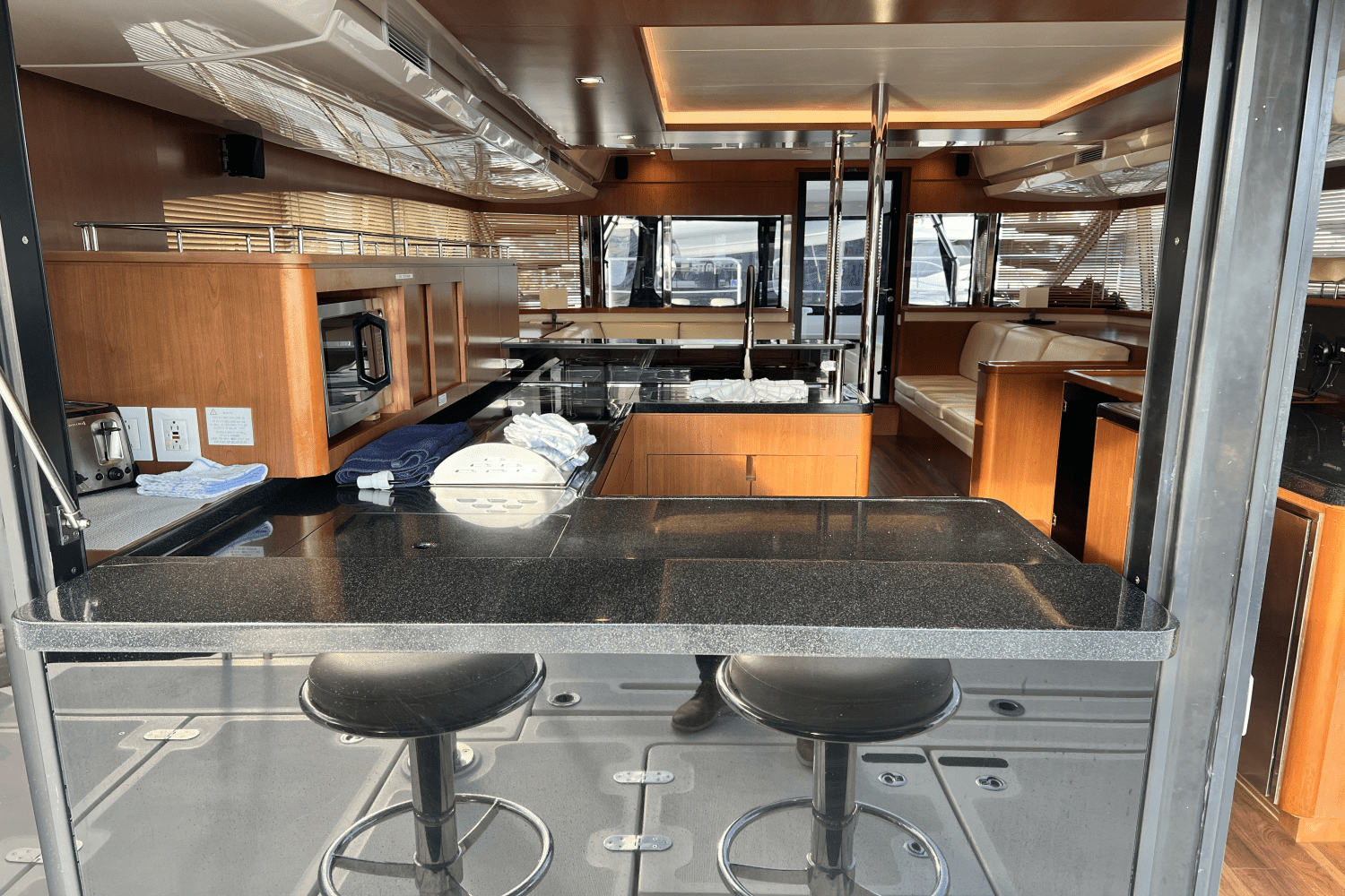 2016 Aquila 48 Image Thumbnail #1