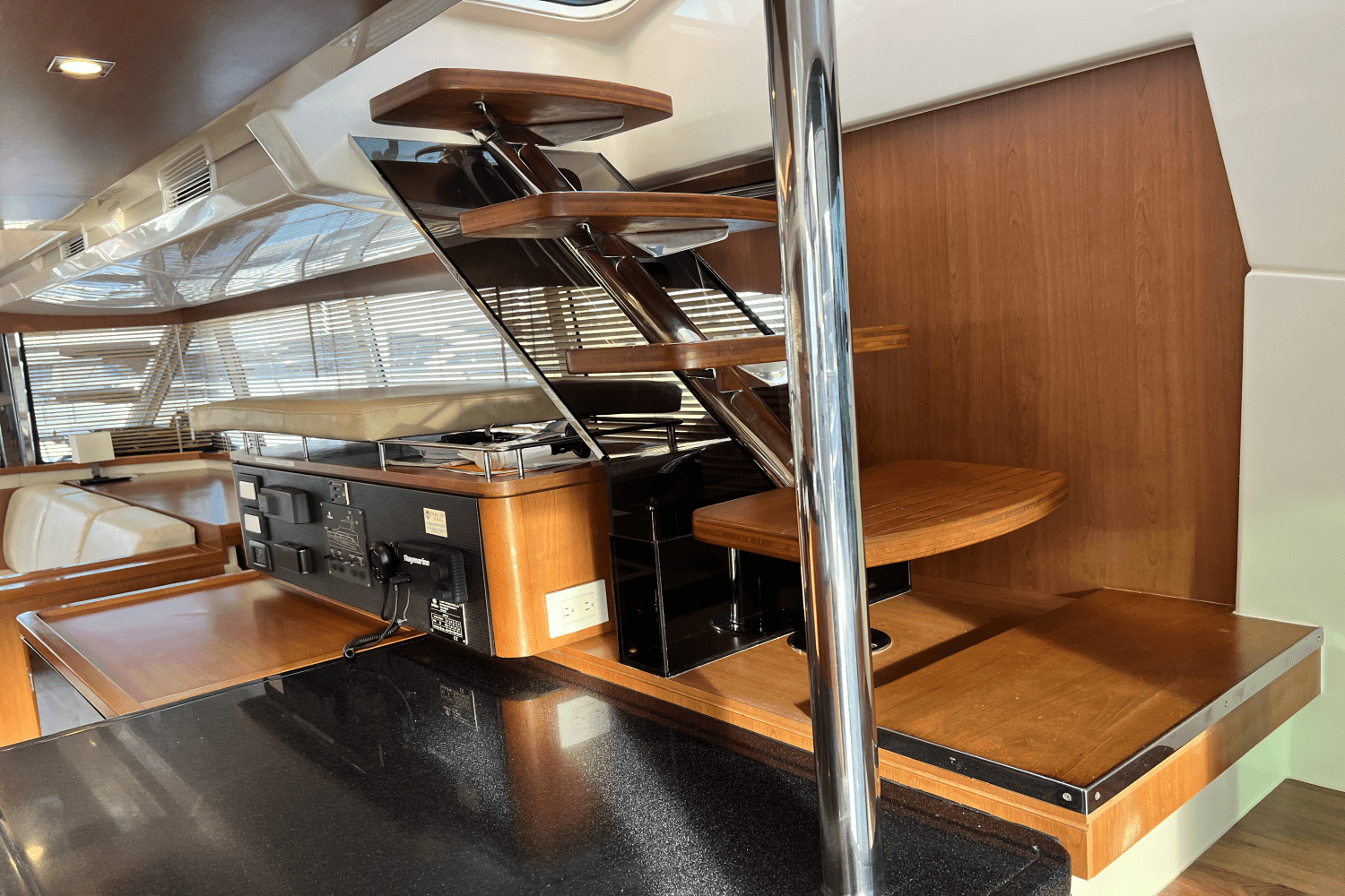 2016 Aquila 48 Image Thumbnail #2
