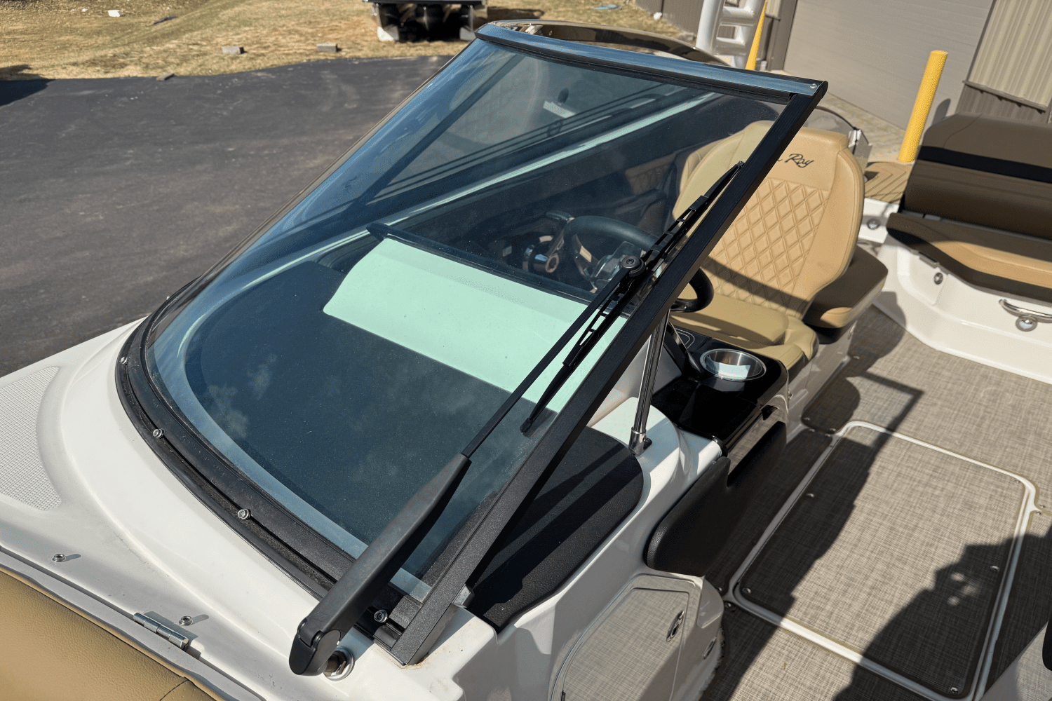 2023 Sea Ray 260 SLX/OB Image Thumbnail #22