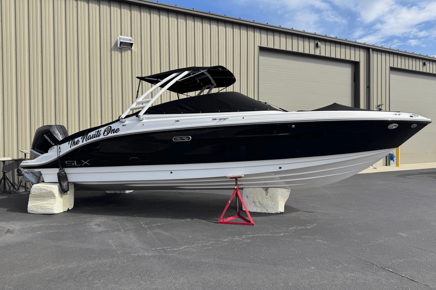2023 Sea Ray 260 SLX/OB Image Thumbnail #0