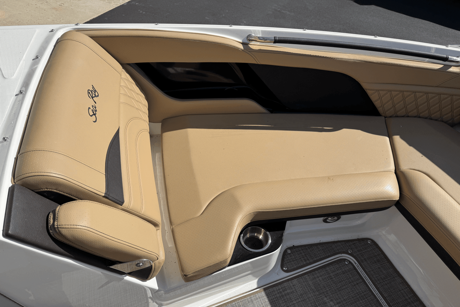 2023 Sea Ray 260 SLX/OB Image Thumbnail #16
