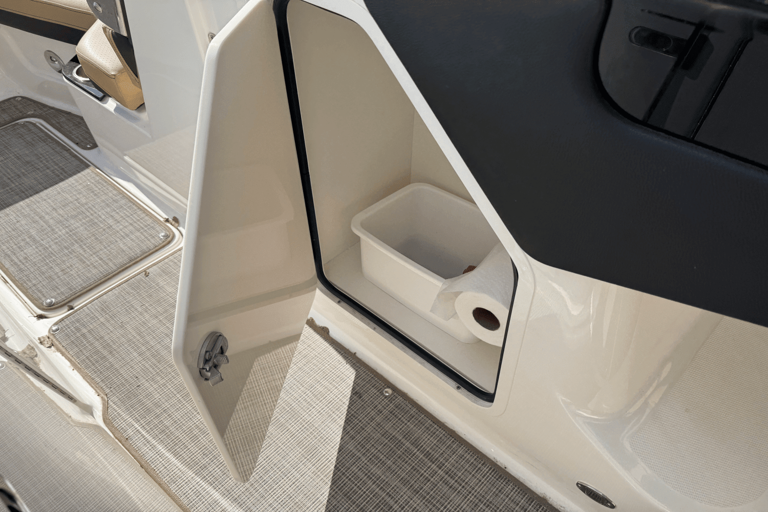 2023 Sea Ray 260 SLX/OB Image Thumbnail #30