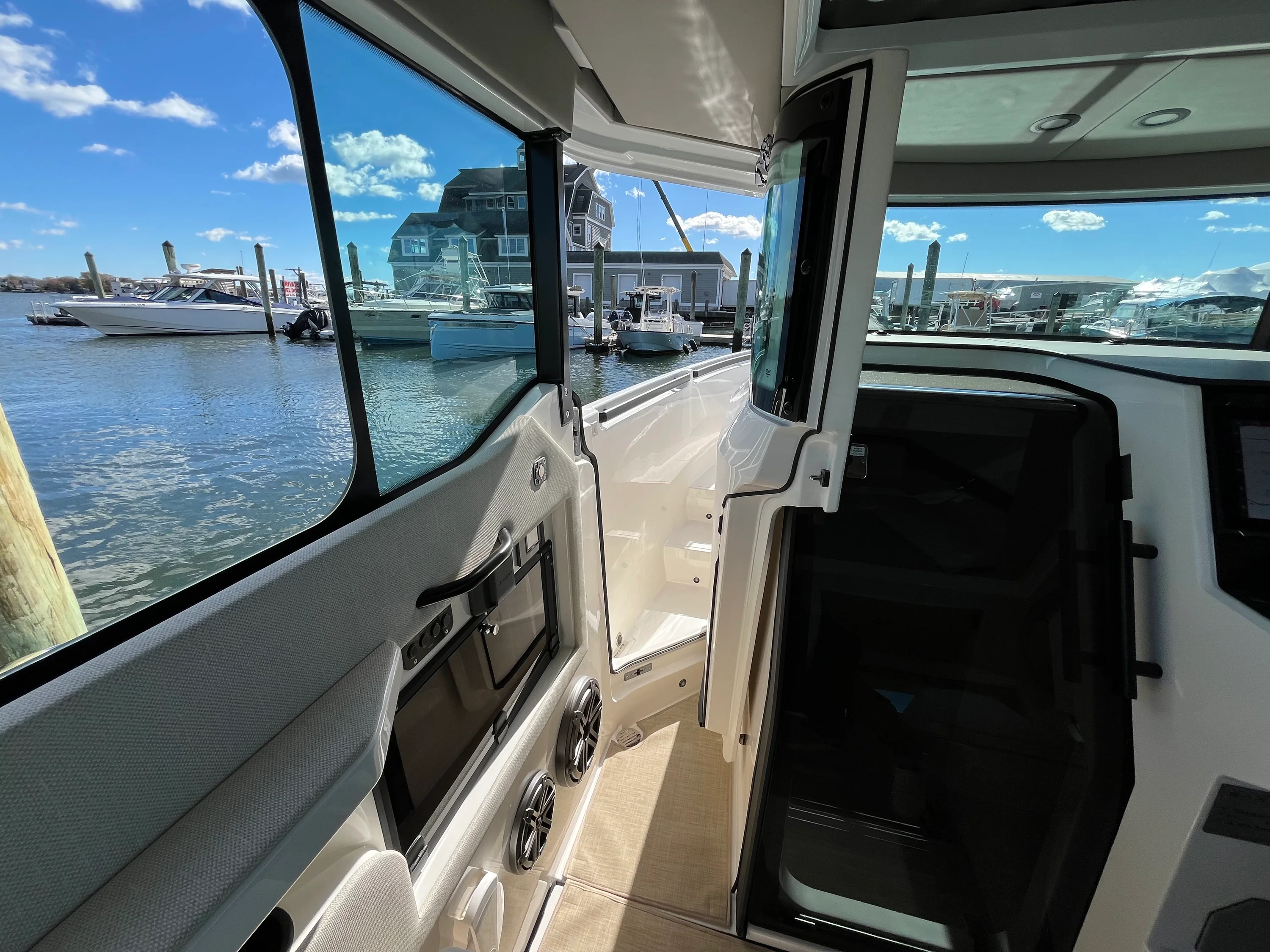 2026 Saxdor 320 GTC Image Thumbnail #28