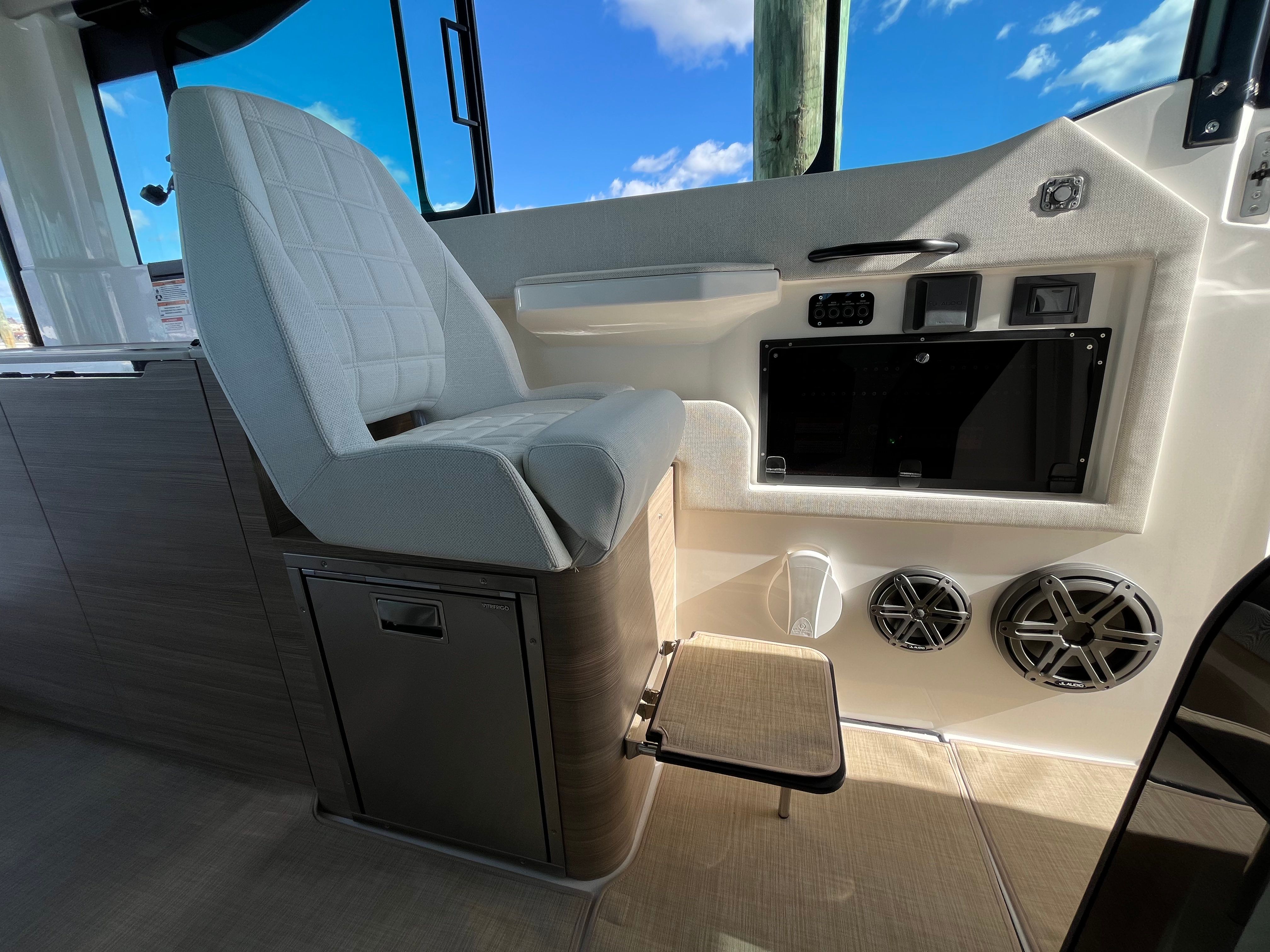 2026 Saxdor 320 GTC Image Thumbnail #18