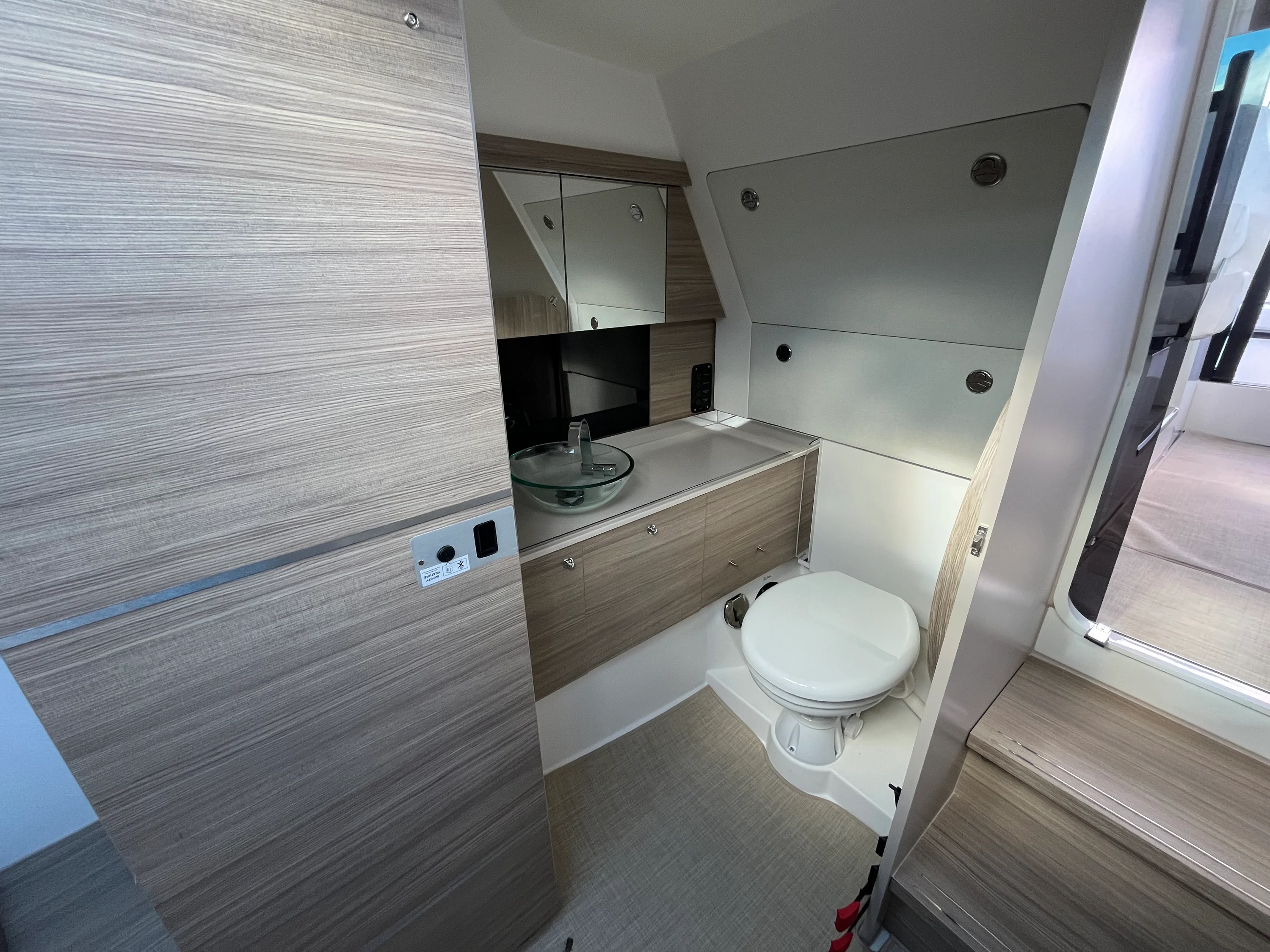 2026 Saxdor 320 GTC Image Thumbnail #25