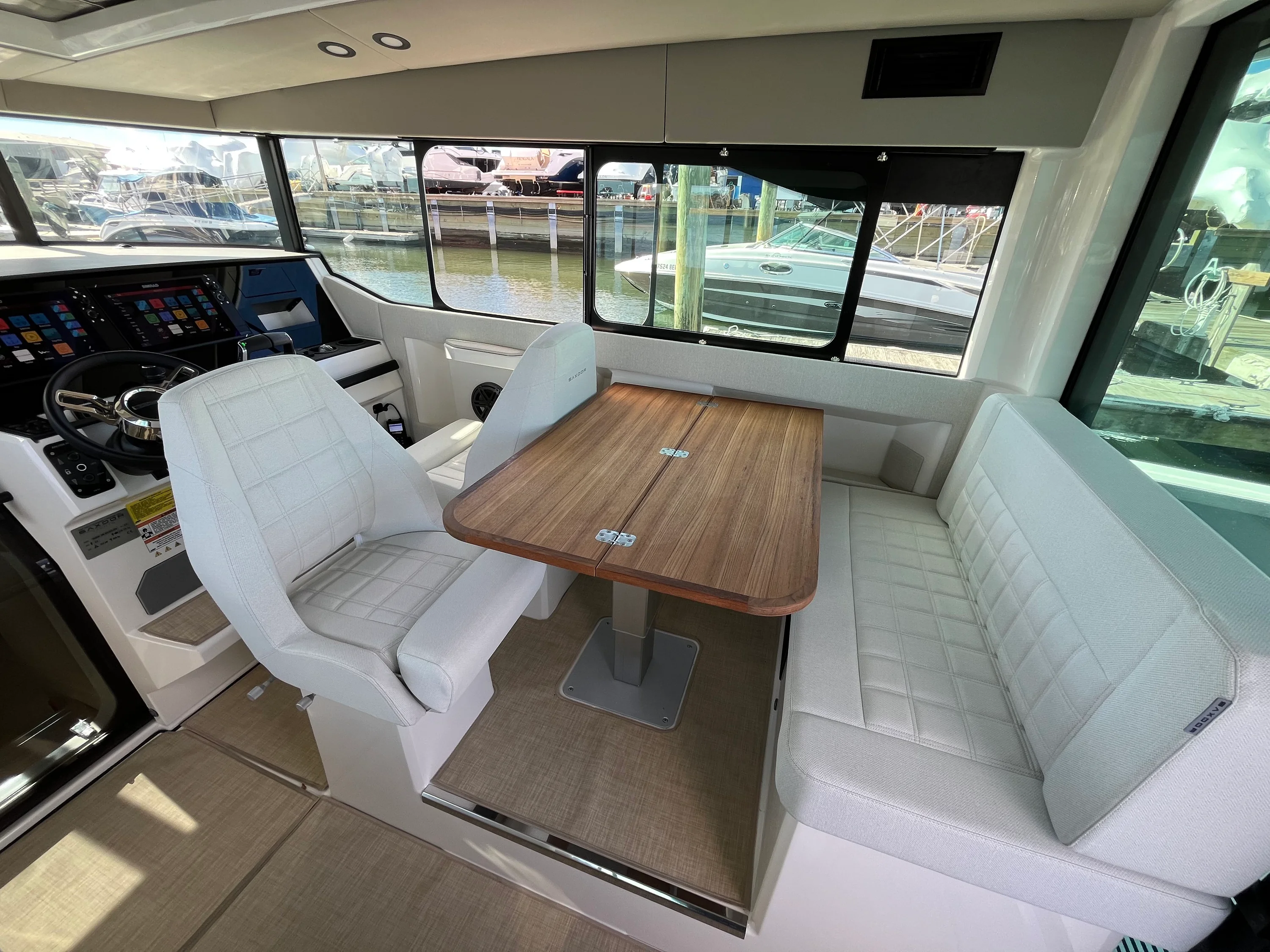 2026 Saxdor 320 GTC Image Thumbnail #12