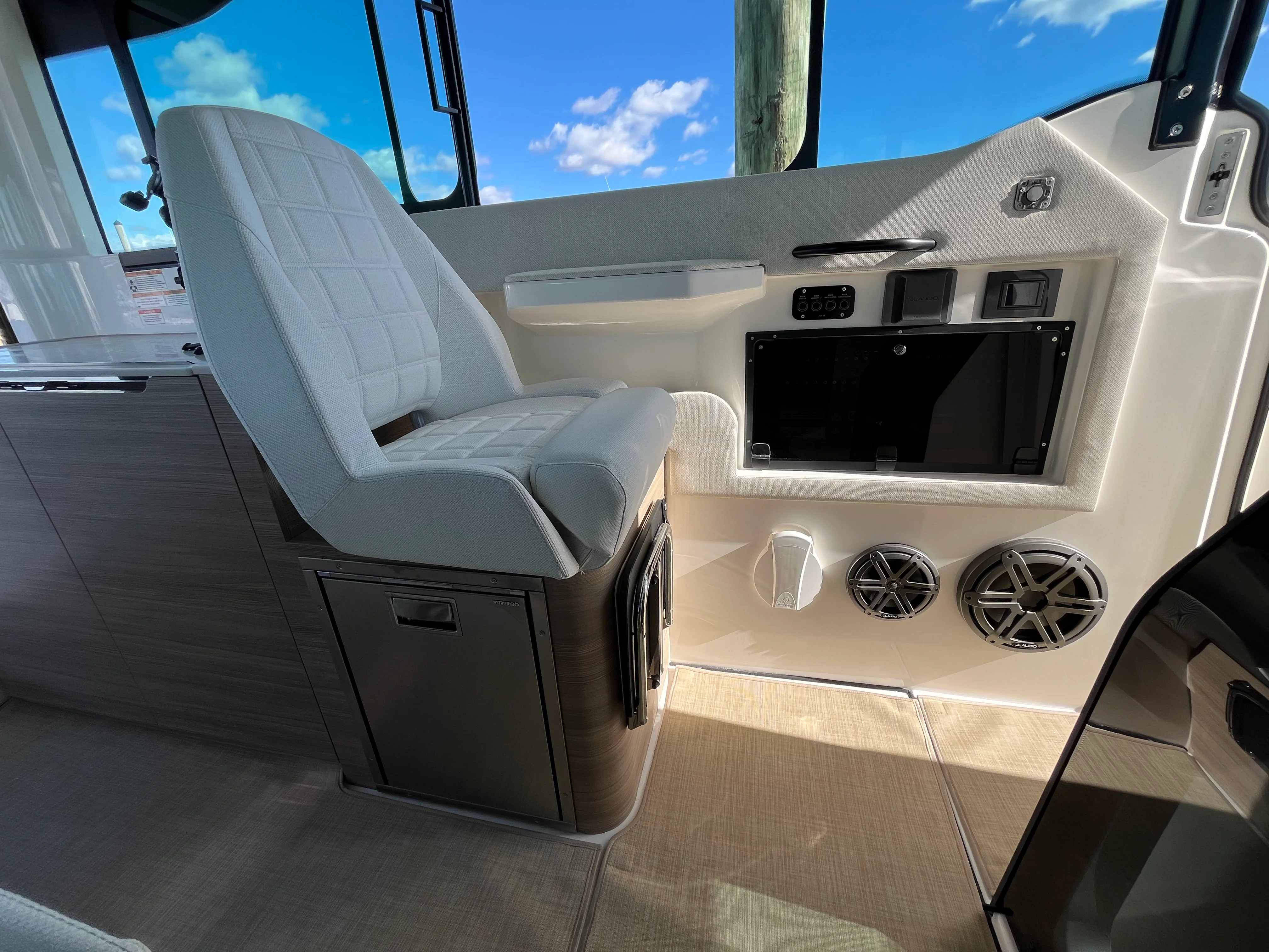 2026 Saxdor 320 GTC Image Thumbnail #17