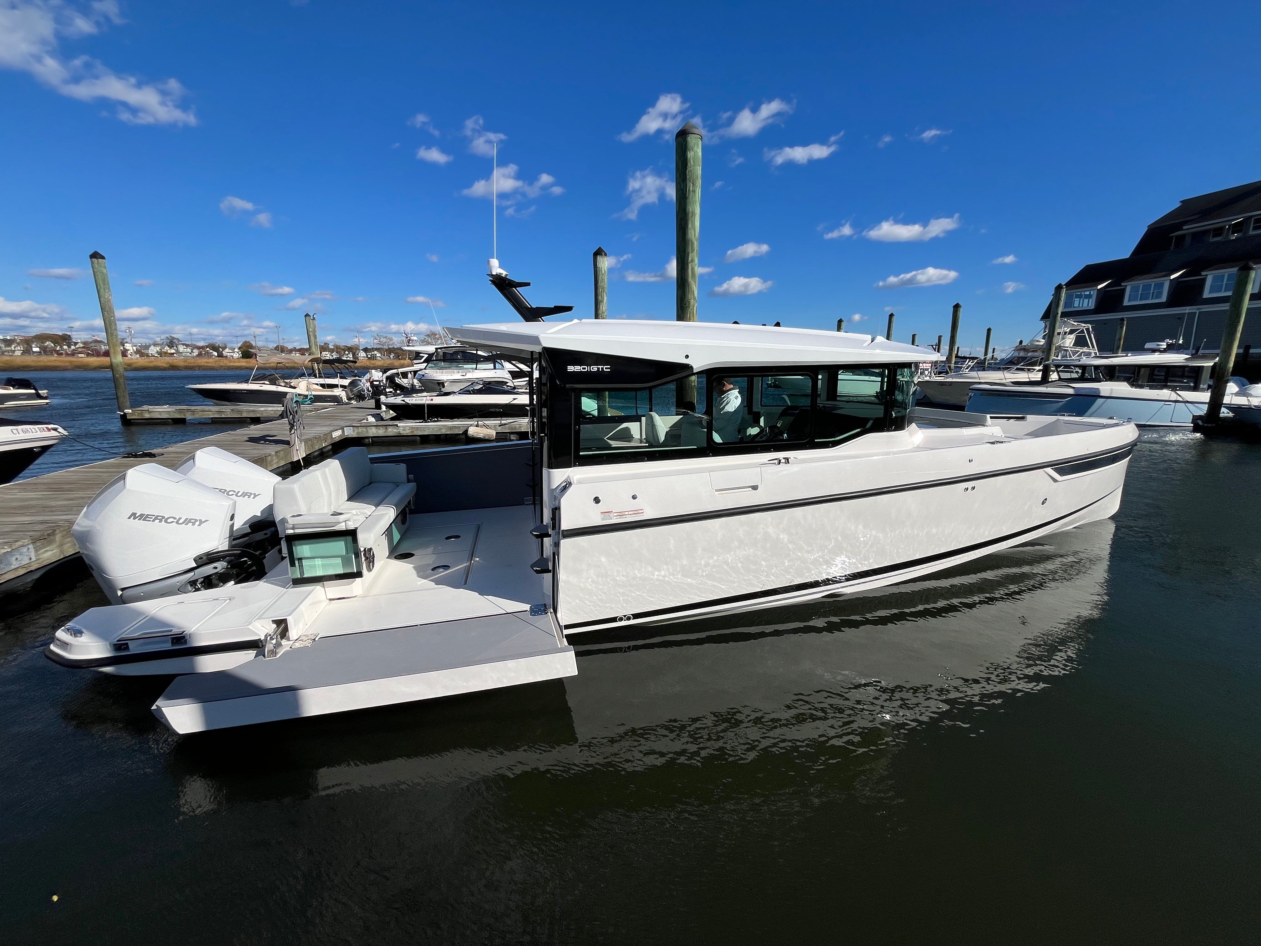 2026 Saxdor 320 GTC Image Thumbnail #41