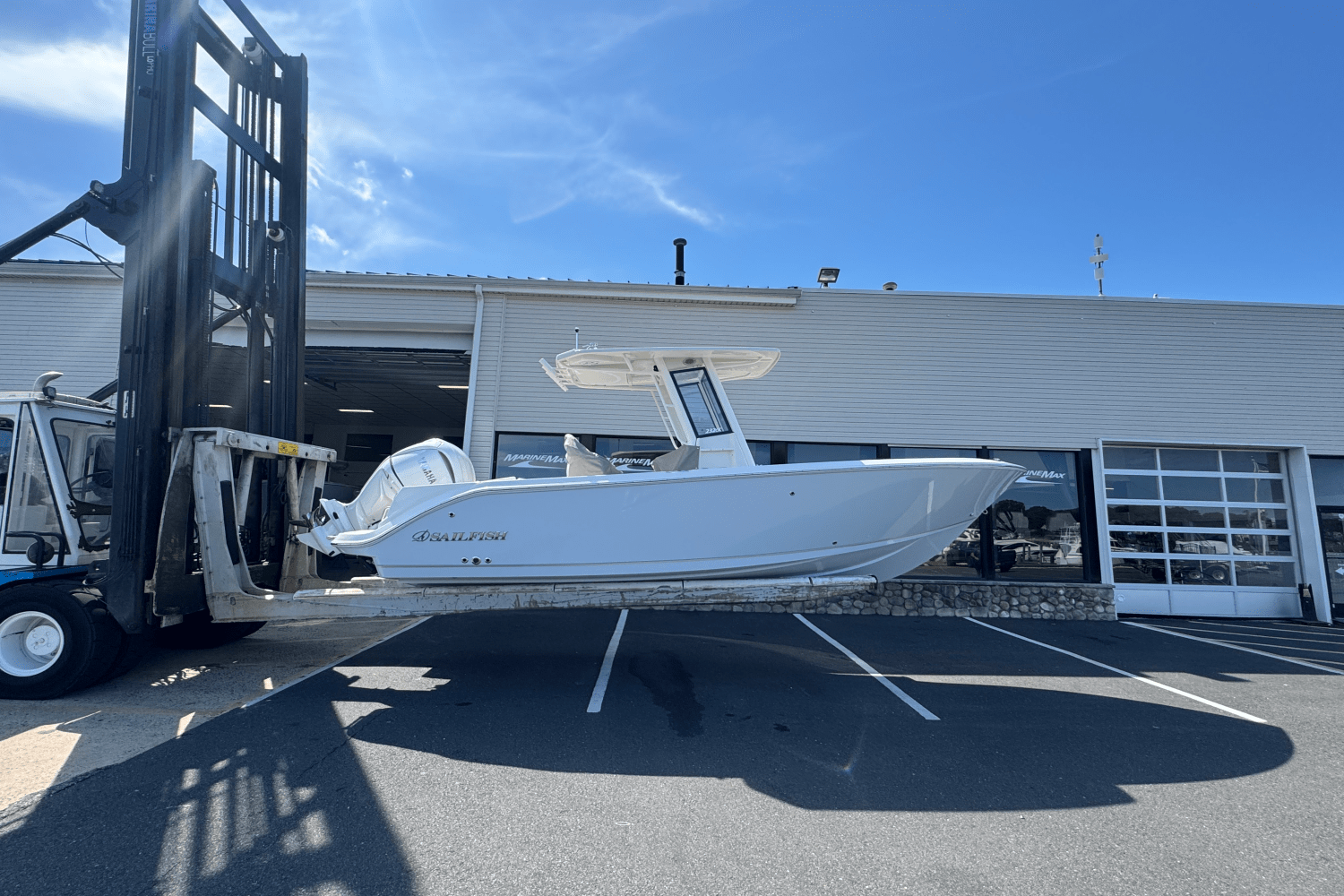 Thumbnail 2 for 2026 Sailfish 232 CC