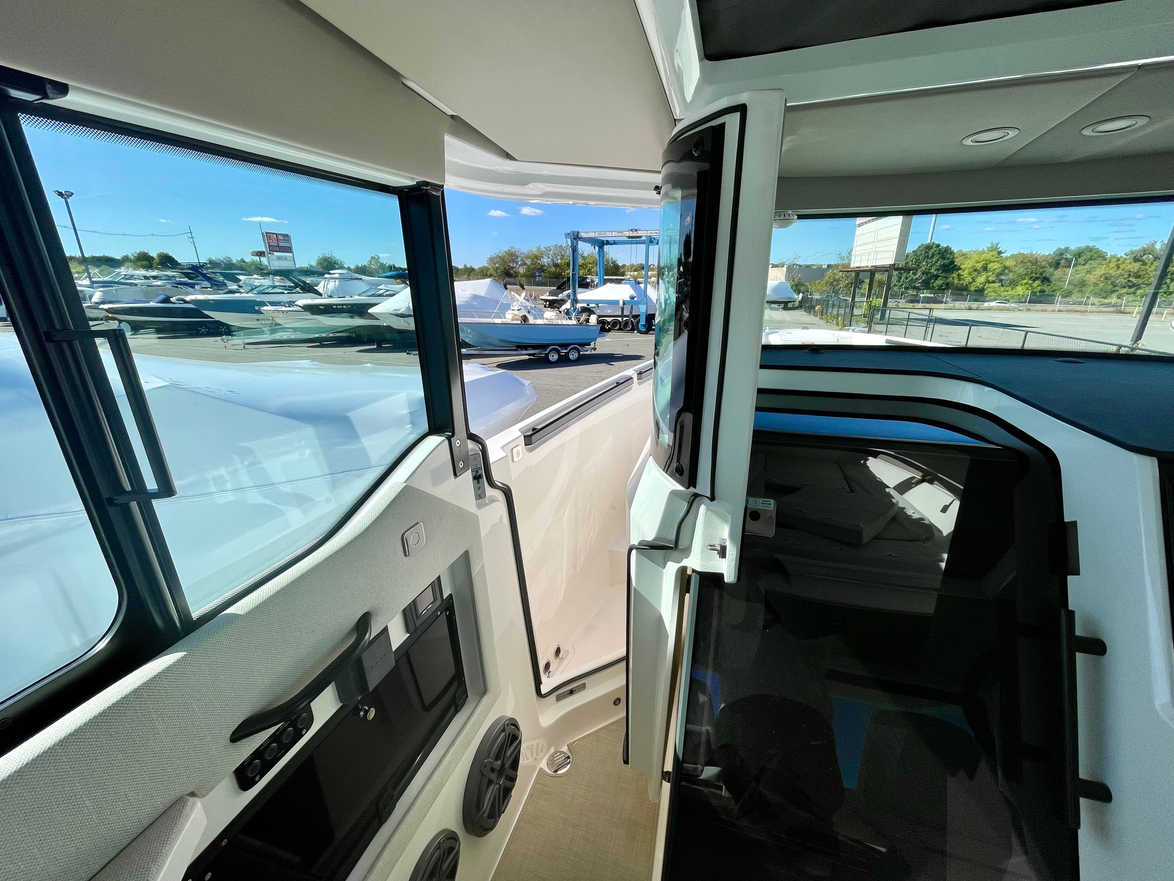 2026 Saxdor 320 GTC Image Thumbnail #23