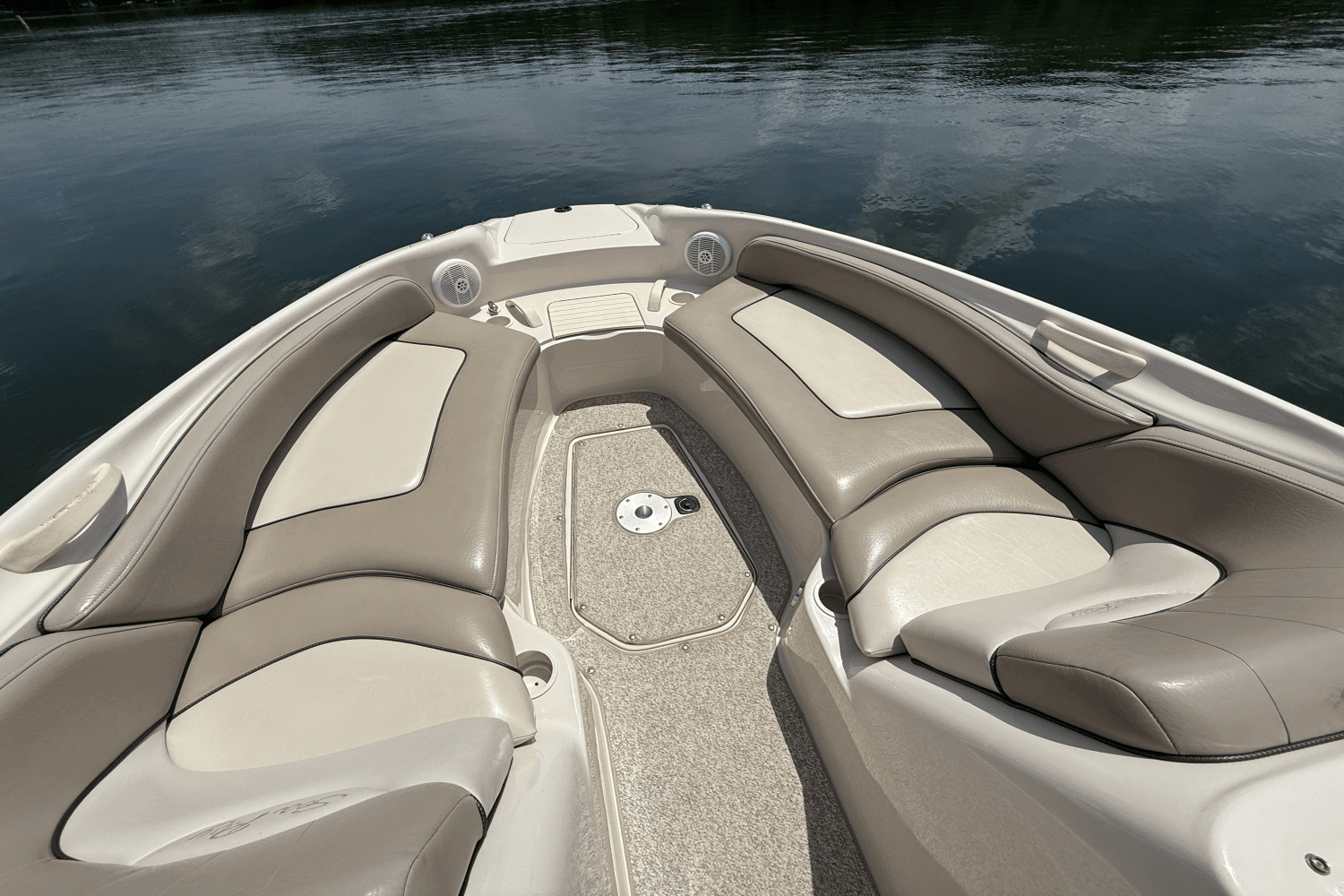 2004 Sea Ray 240 SUNDECK Image Thumbnail #9
