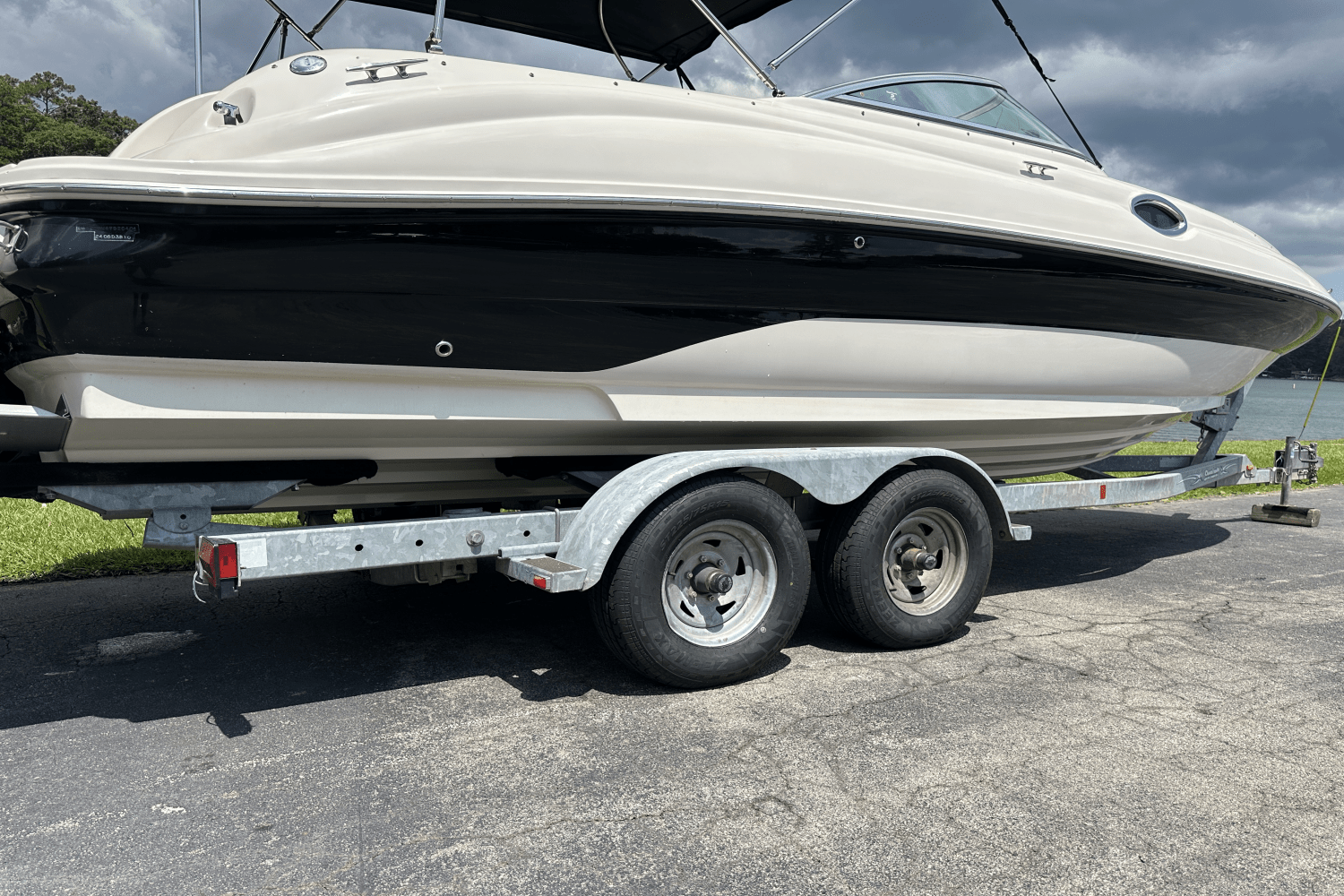 2004 Sea Ray 240 SUNDECK Image Thumbnail #9