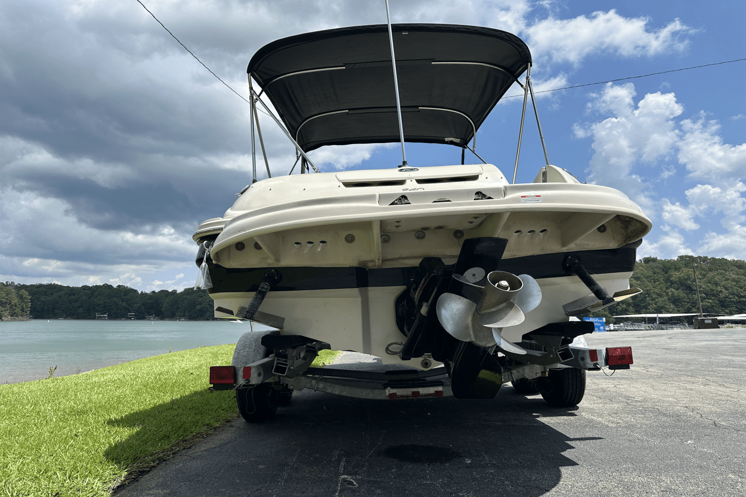 2004 Sea Ray 240 SUNDECK Image Thumbnail #12