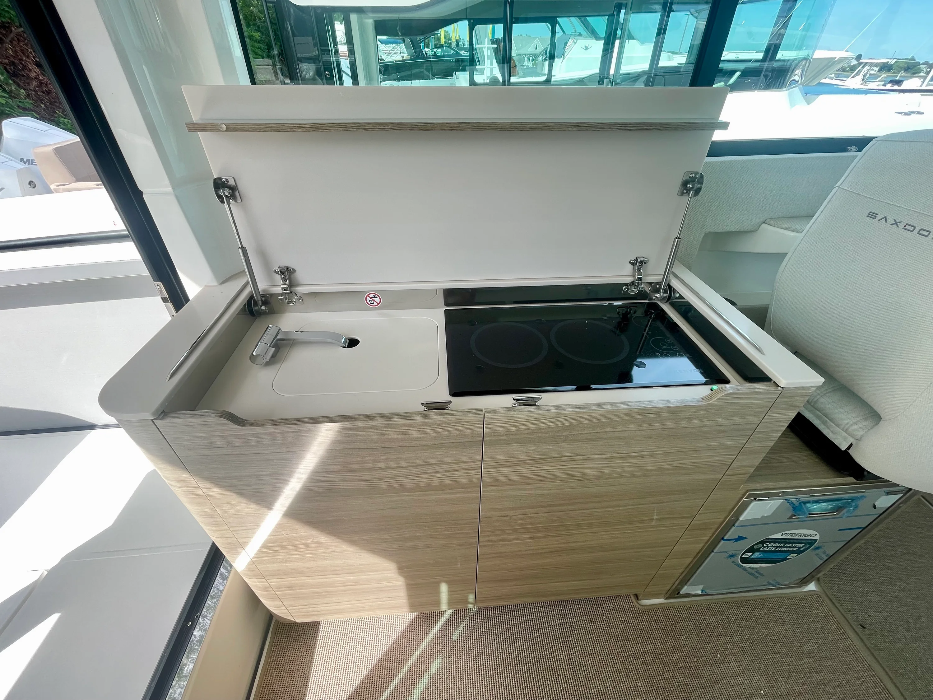 2026 Saxdor 320 GTC Image Thumbnail #9