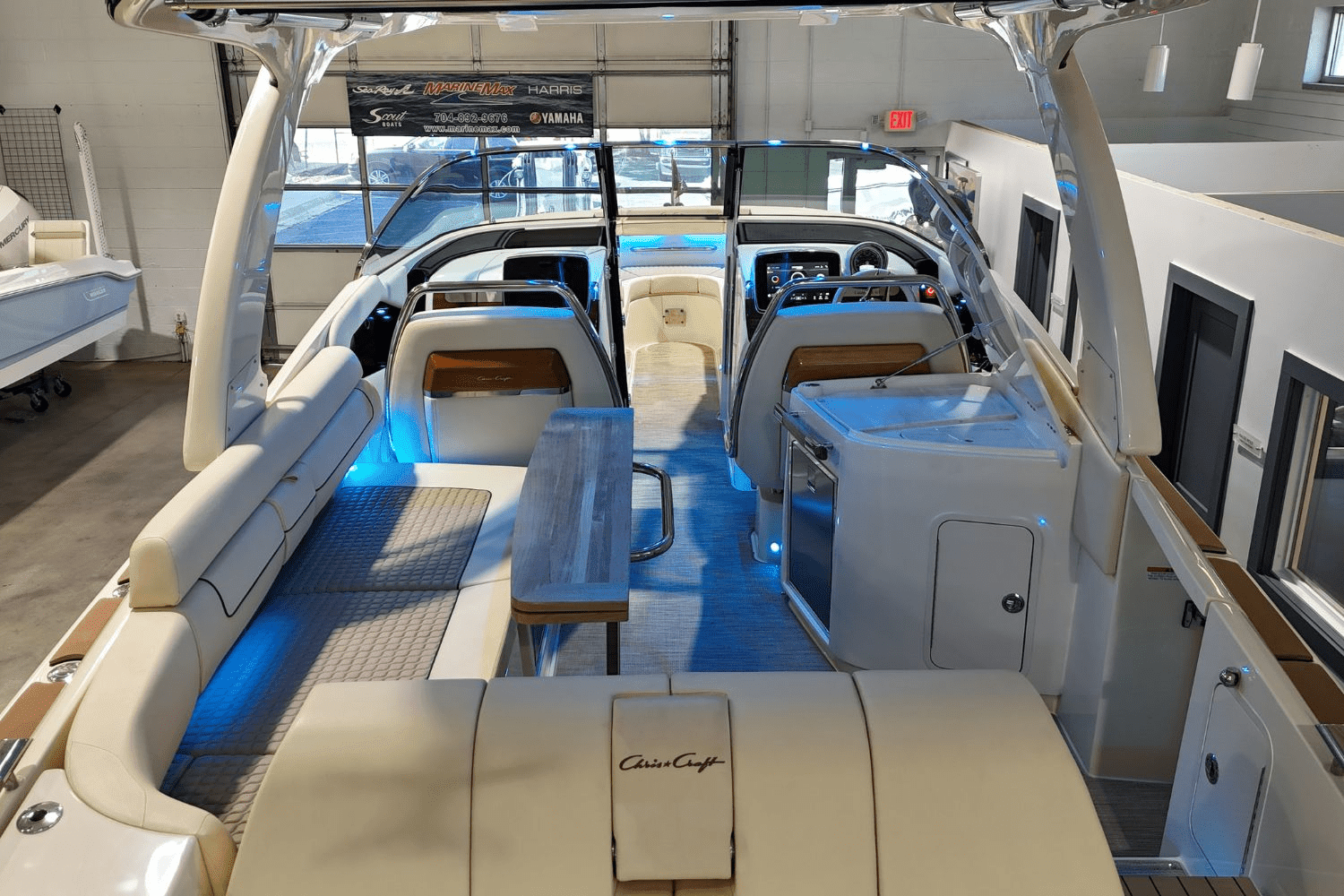2023 Chris-Craft 31 LAUNCH Image Thumbnail #13