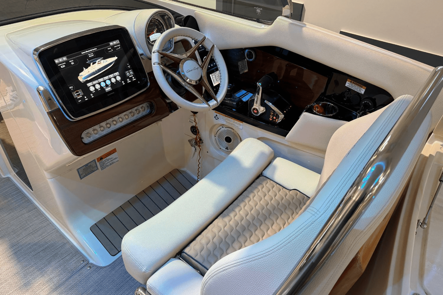 2023 Chris-Craft 31 LAUNCH Image Thumbnail #21