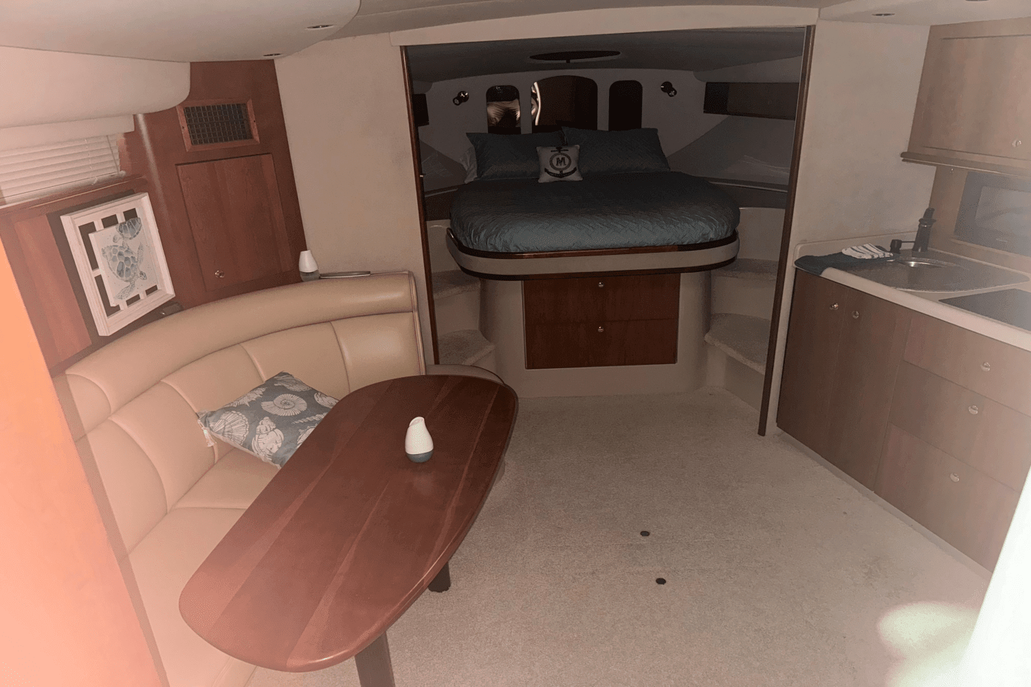 2001 Cruisers Yachts
                                                             3870 EXPRESS Image Thumbnail #19