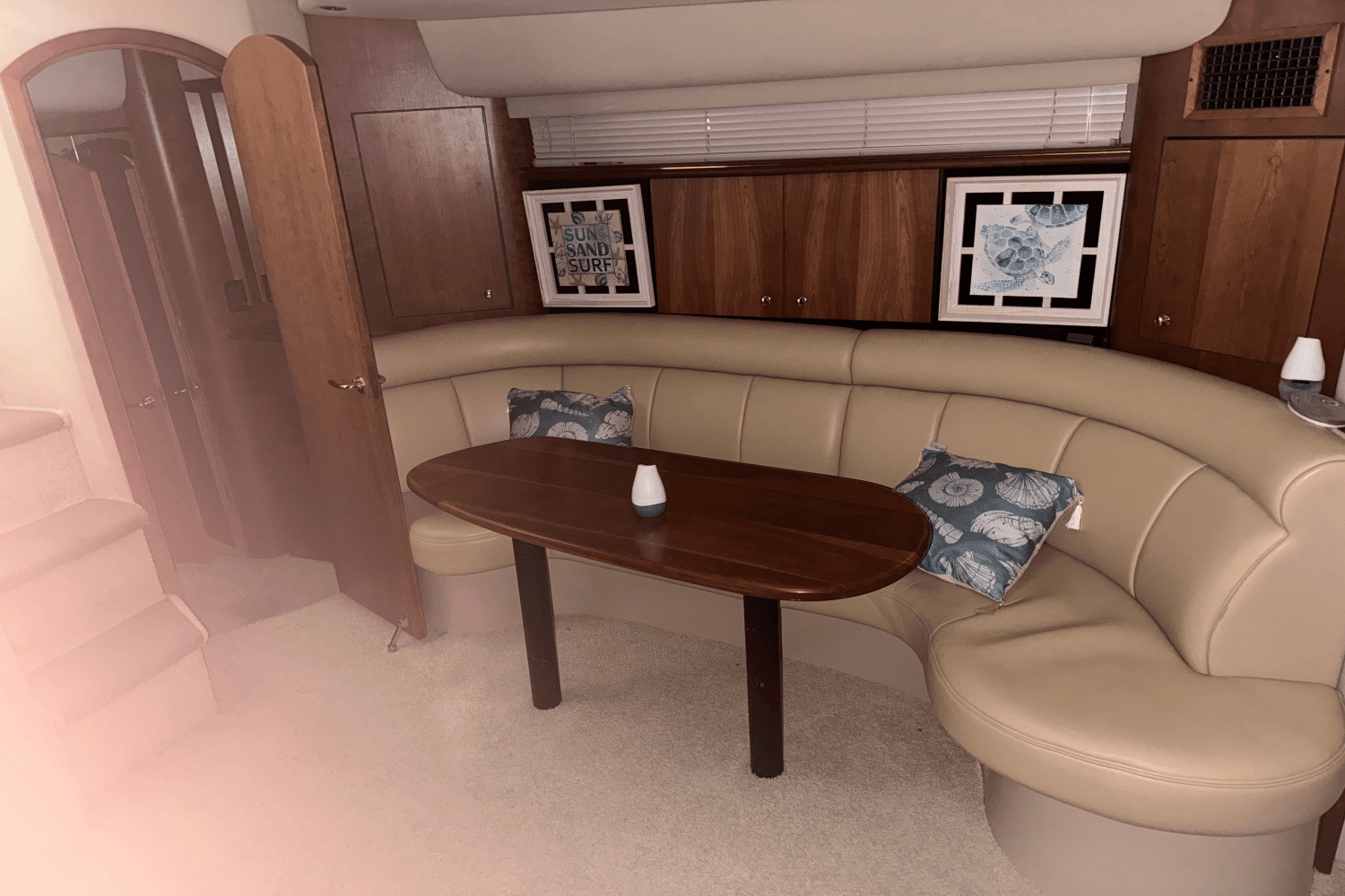2001 Cruisers Yachts
                                                             3870 EXPRESS Image Thumbnail #24