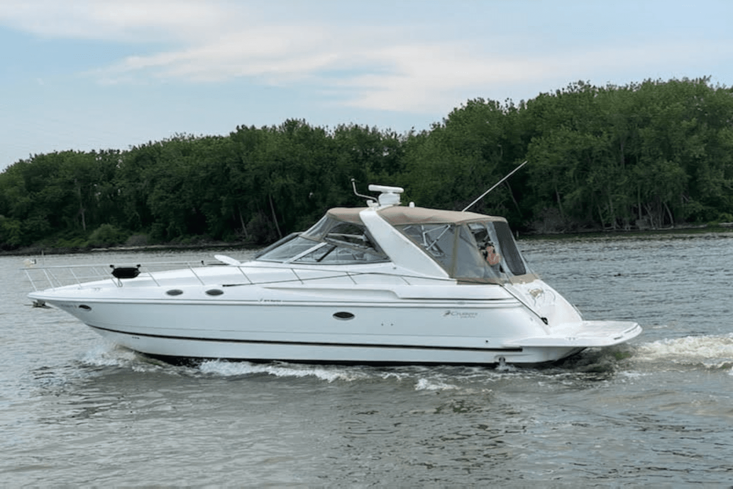 2001 Cruisers Yachts
                                                             3870 EXPRESS Image Thumbnail #0