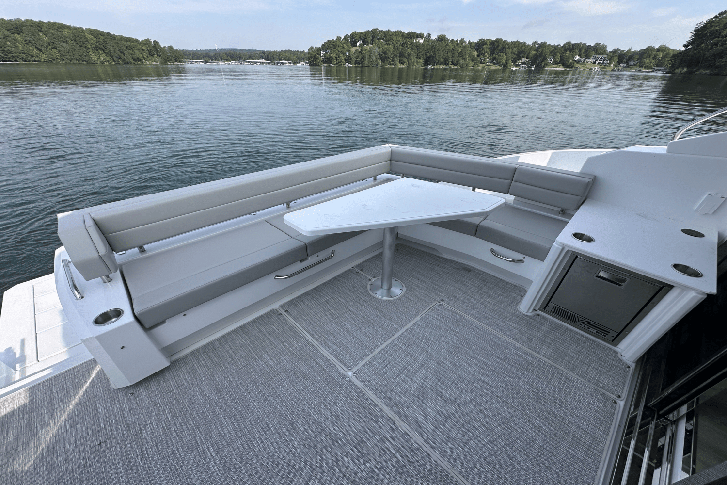 2025 Cruisers Yachts 46 Cantius Image Thumbnail #38