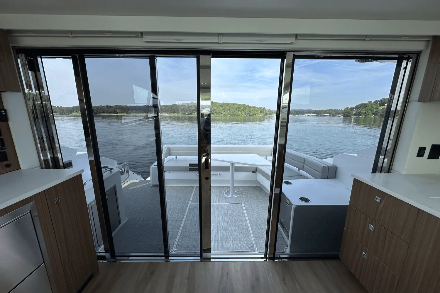 2025 Cruisers Yachts 46 Cantius Image Thumbnail #28