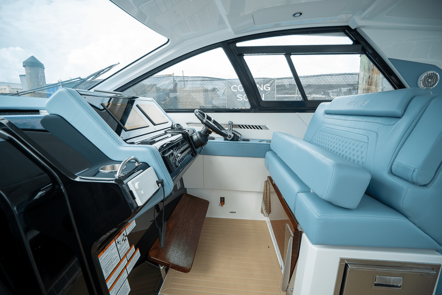 2025 Cruisers Yachts 42 GLS Outboard Image Thumbnail #12