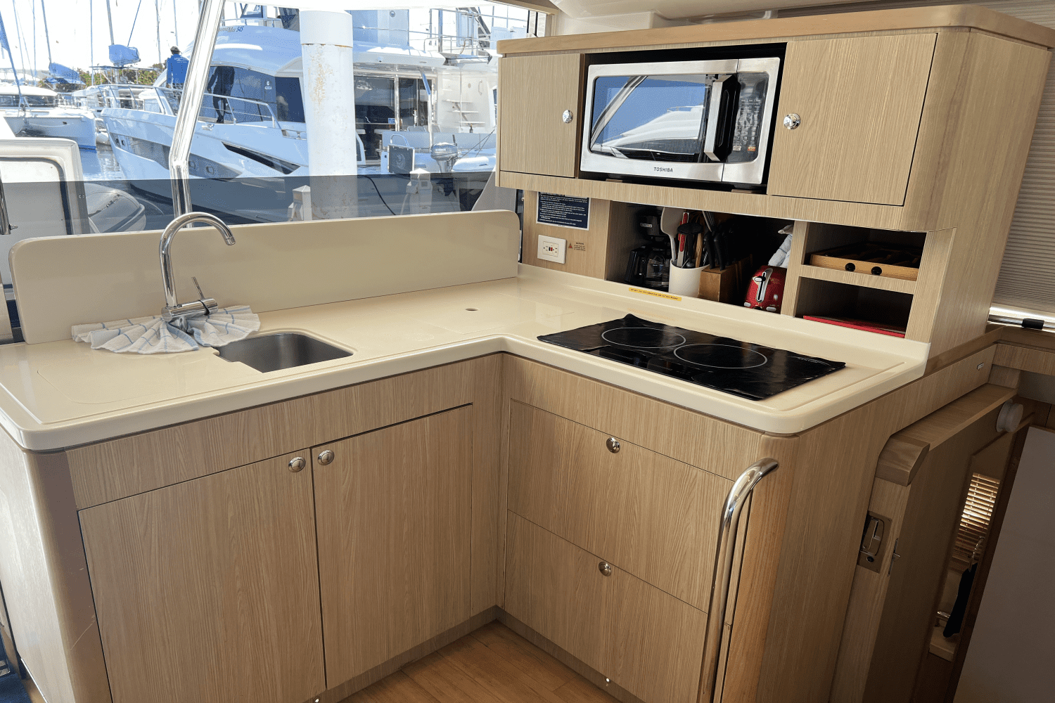 2021 Aquila 44 Image Thumbnail #5