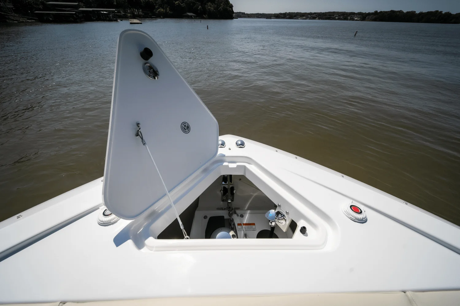 2025 Cruisers Yachts 50 GLS Outboard Image Thumbnail #44