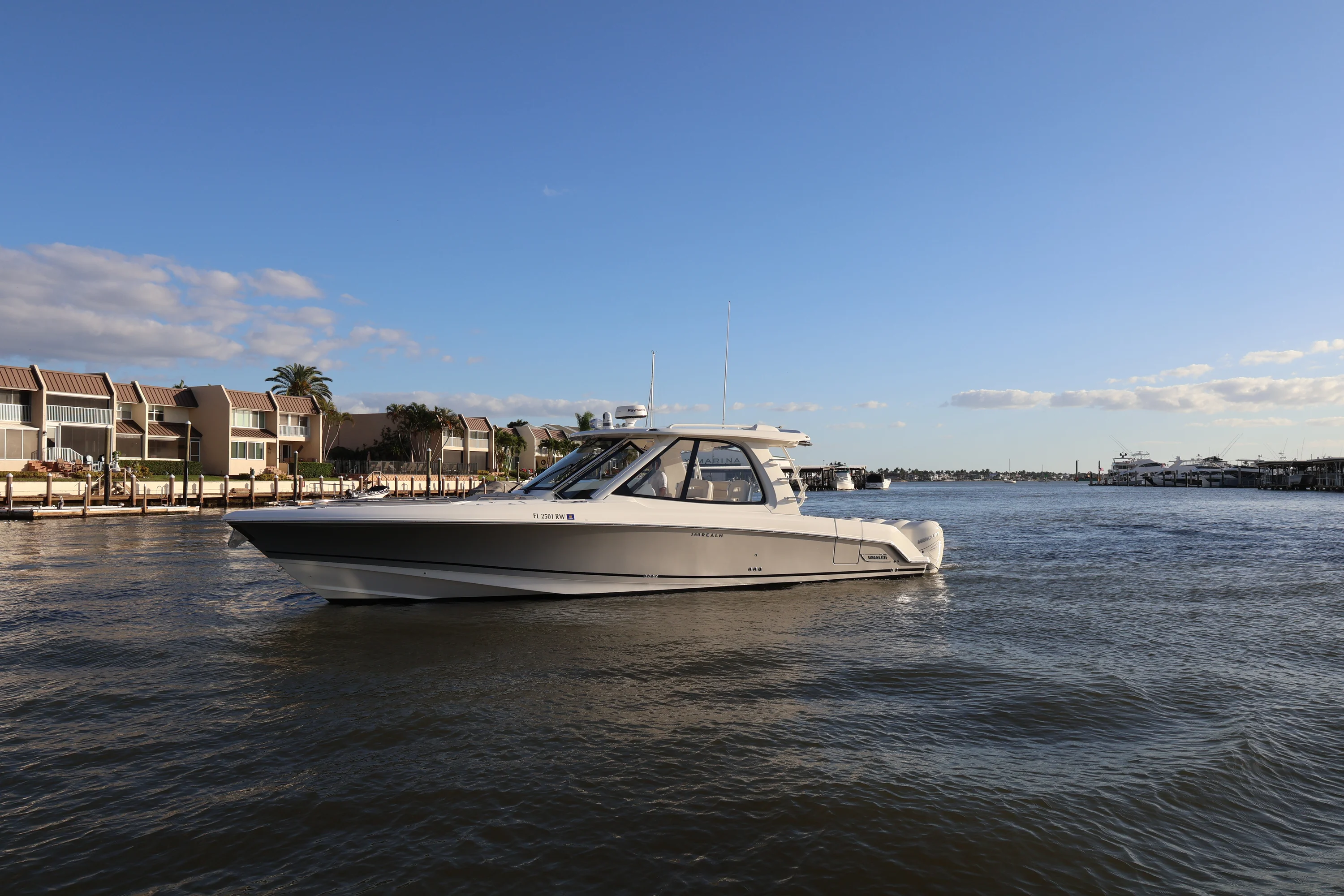 2019 Boston Whaler 380 Realm Image Thumbnail #4