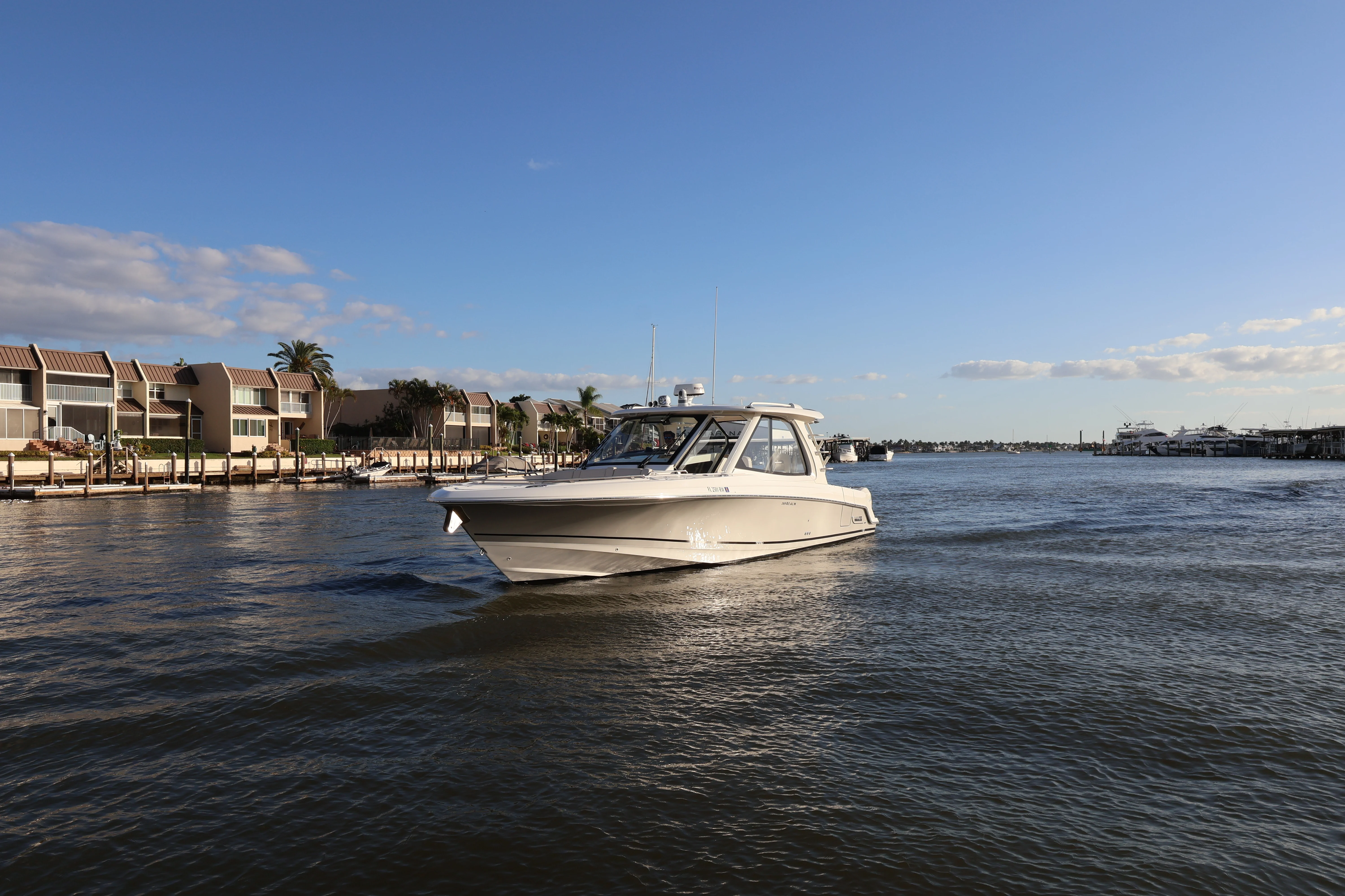 2019 Boston Whaler 380 Realm Image Thumbnail #3