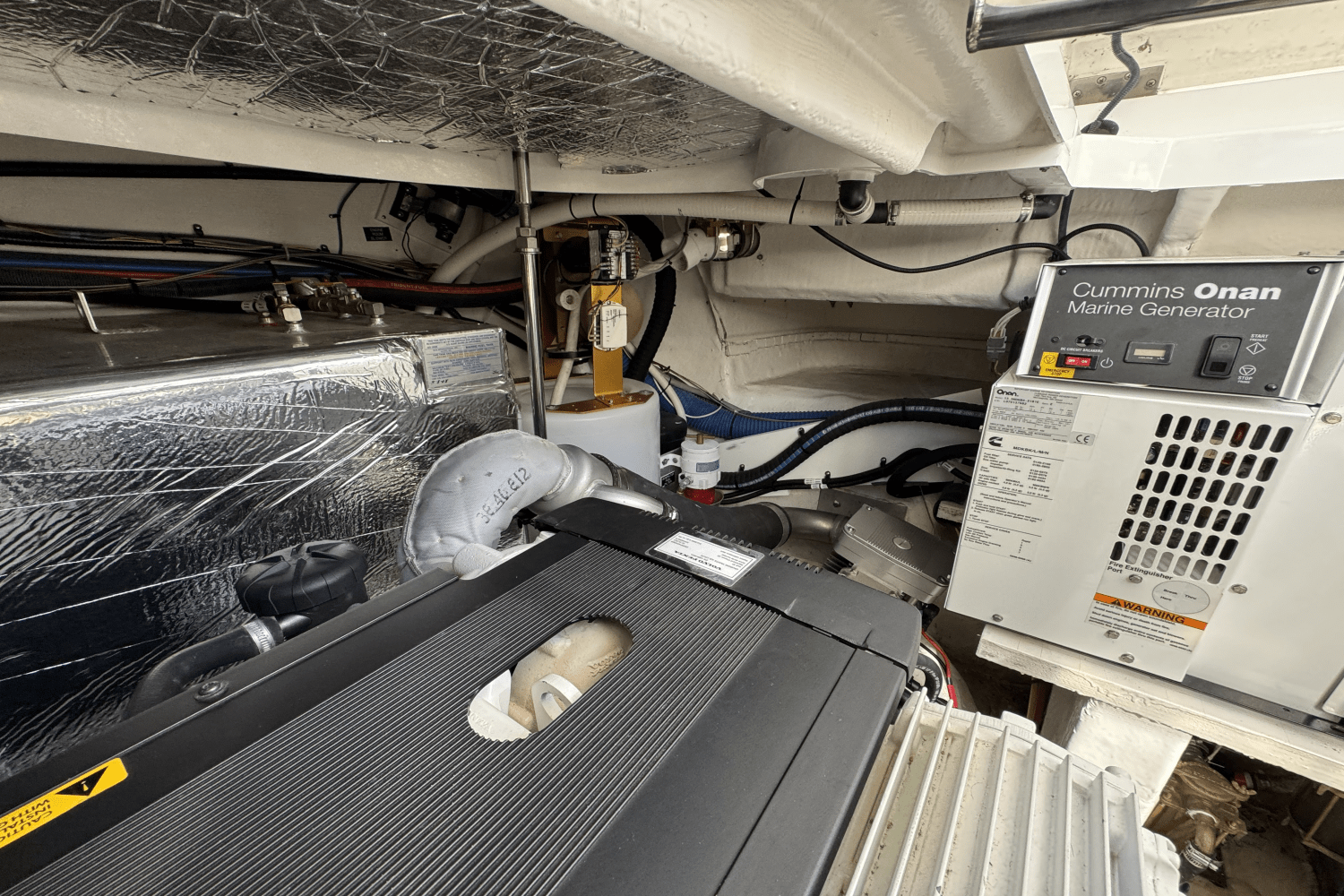 2009 Cruisers Yachts 43C Image Thumbnail #24