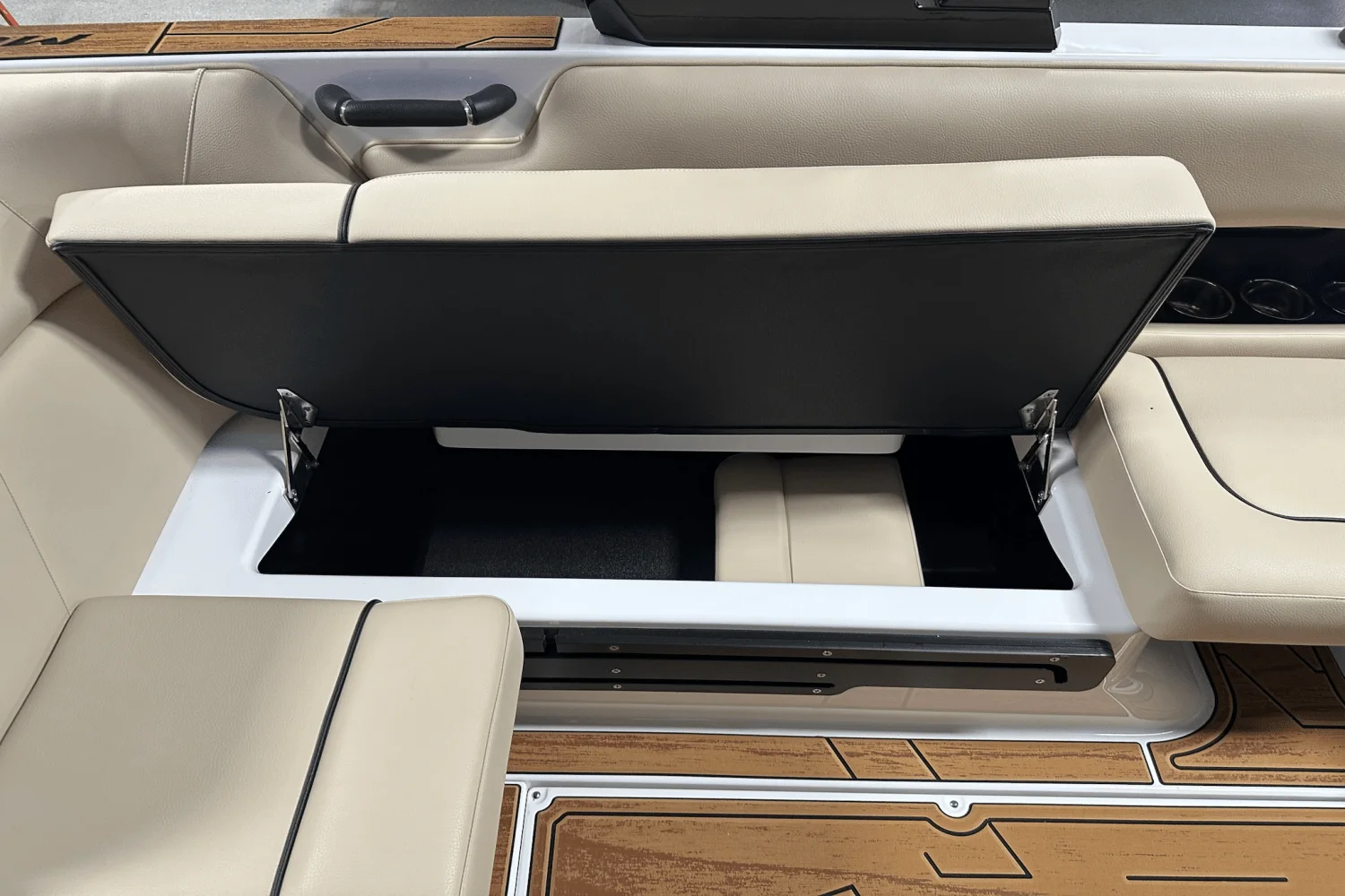 2025 Moomba Craz Image Thumbnail #25