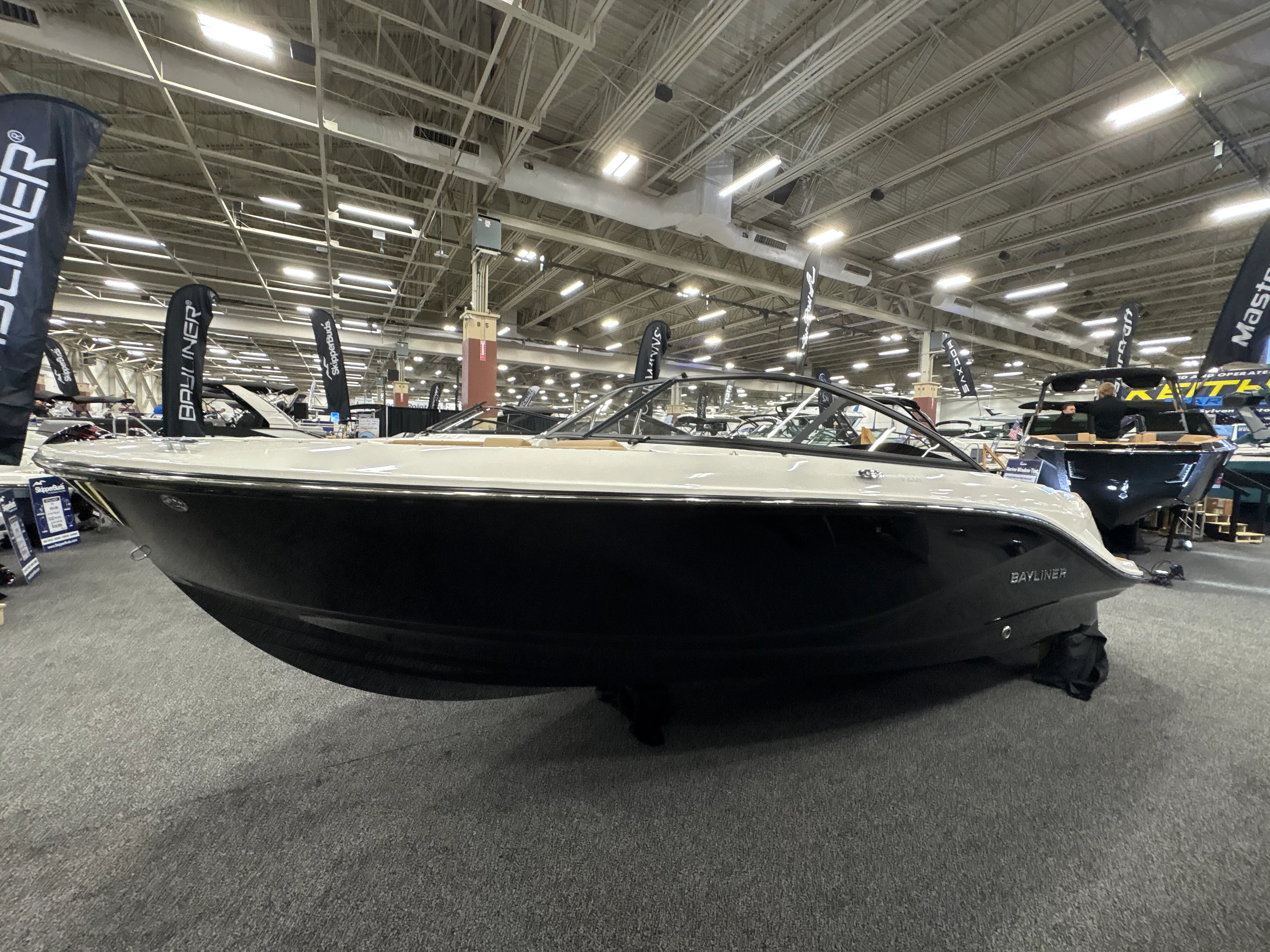 2025 Bayliner V20I Image Thumbnail #10