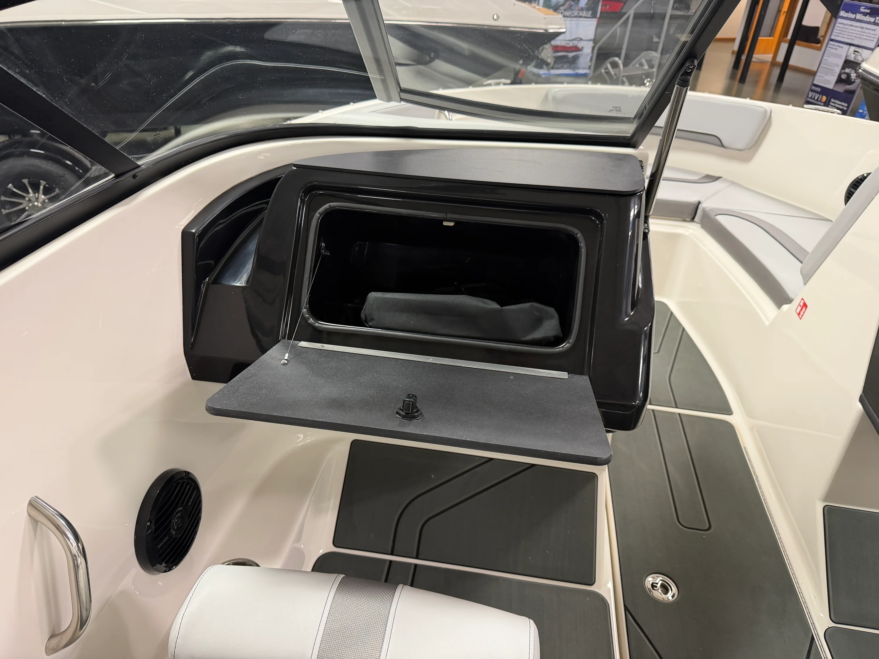 2025 Bayliner V20I Image Thumbnail #12