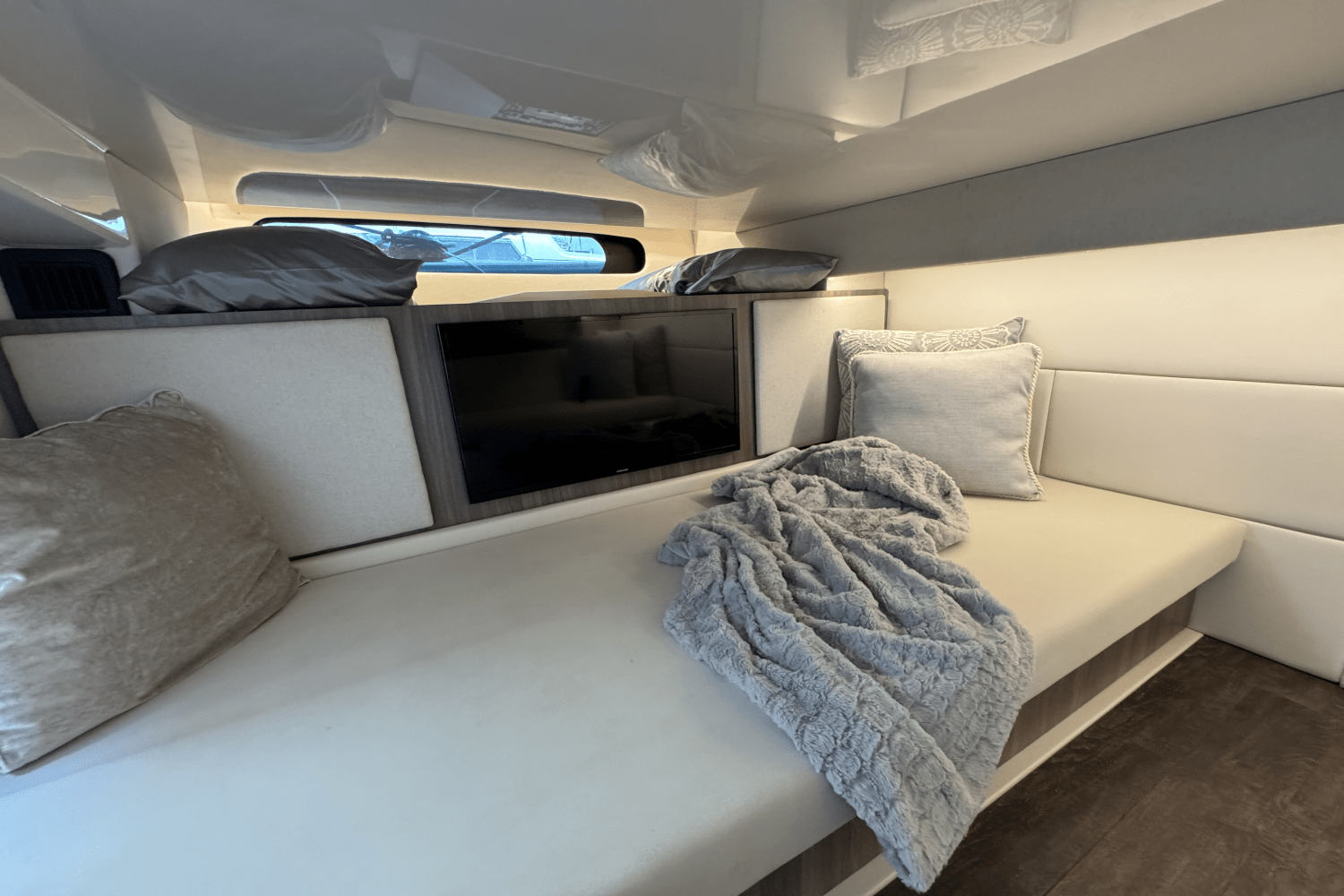 2022 Regal 36 GRANDE COUPE Image Thumbnail #72
