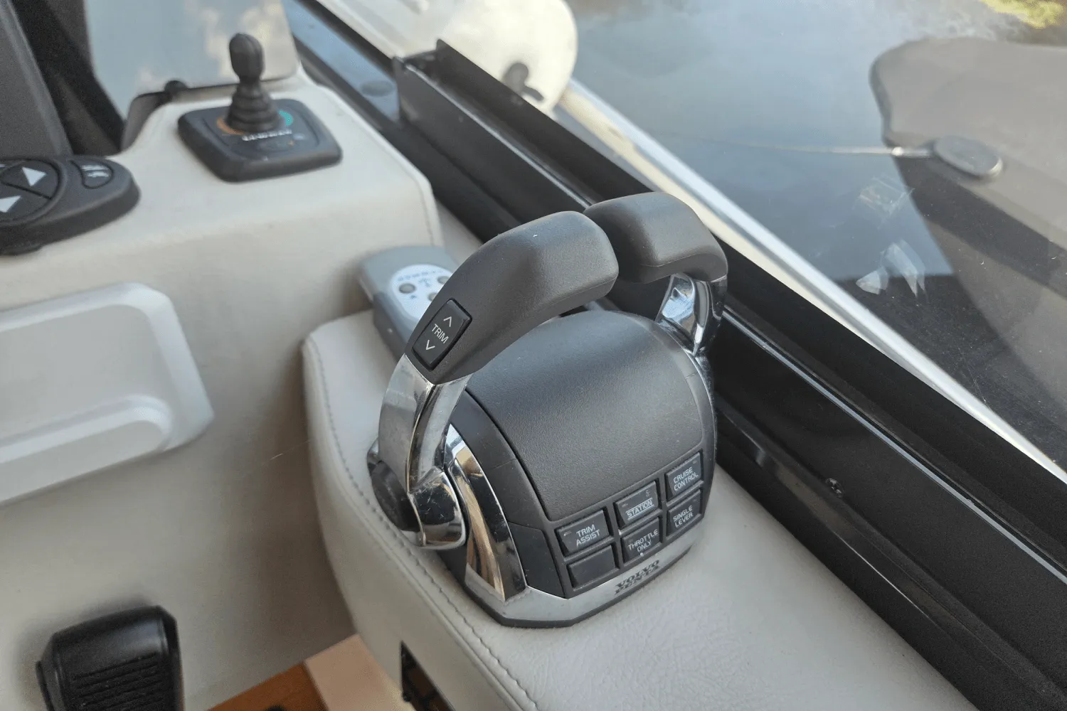 2022 Regal 36 GRANDE COUPE Image Thumbnail #26