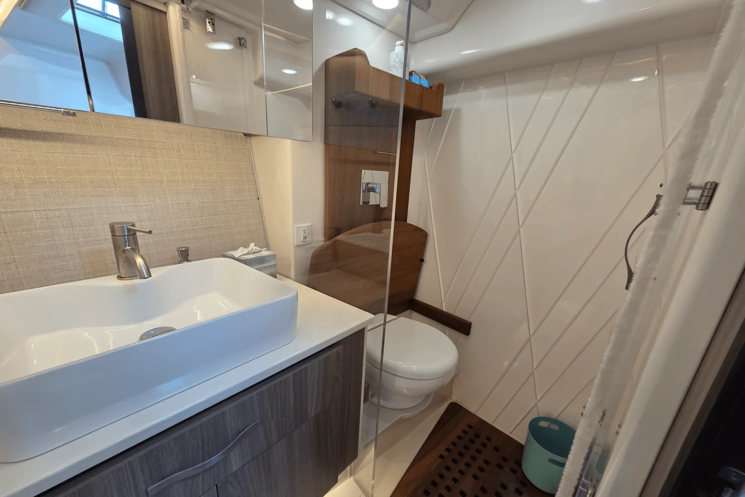 2022 Regal 36 Grande Coupe Image Thumbnail #46