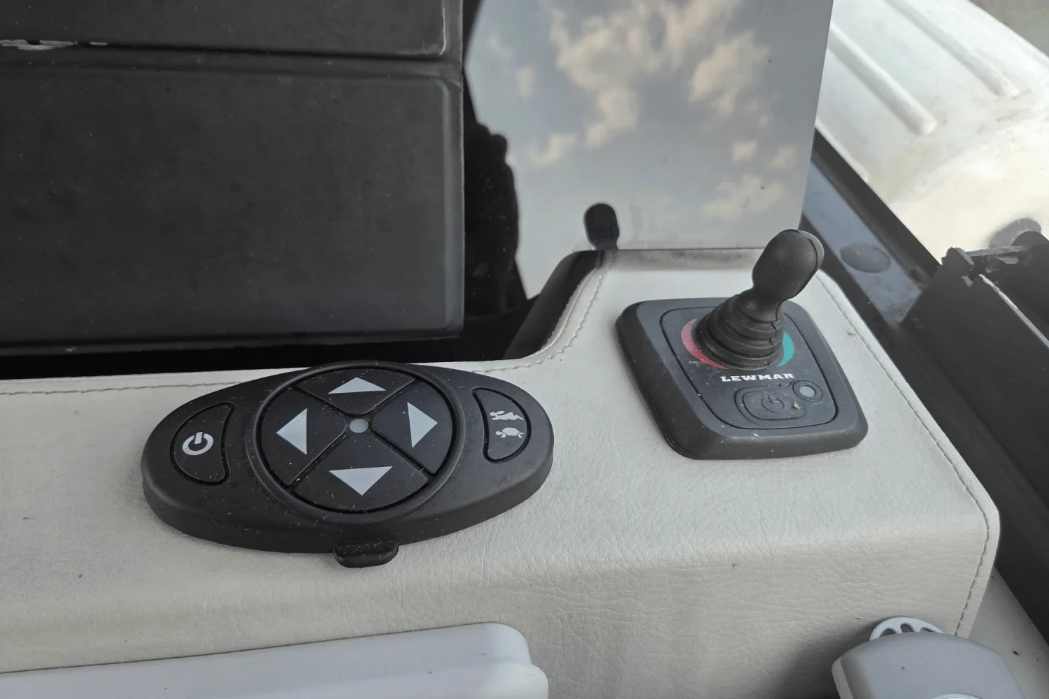 2022 Regal 36 Grande Coupe Image Thumbnail #25