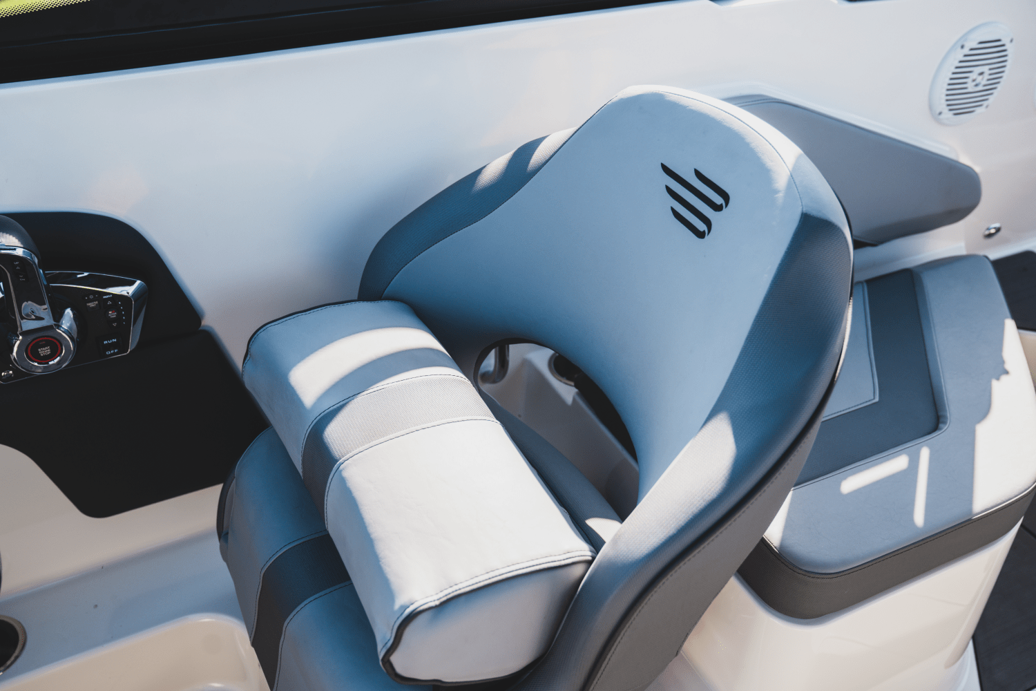 2025 Bayliner V20I Image Thumbnail #3