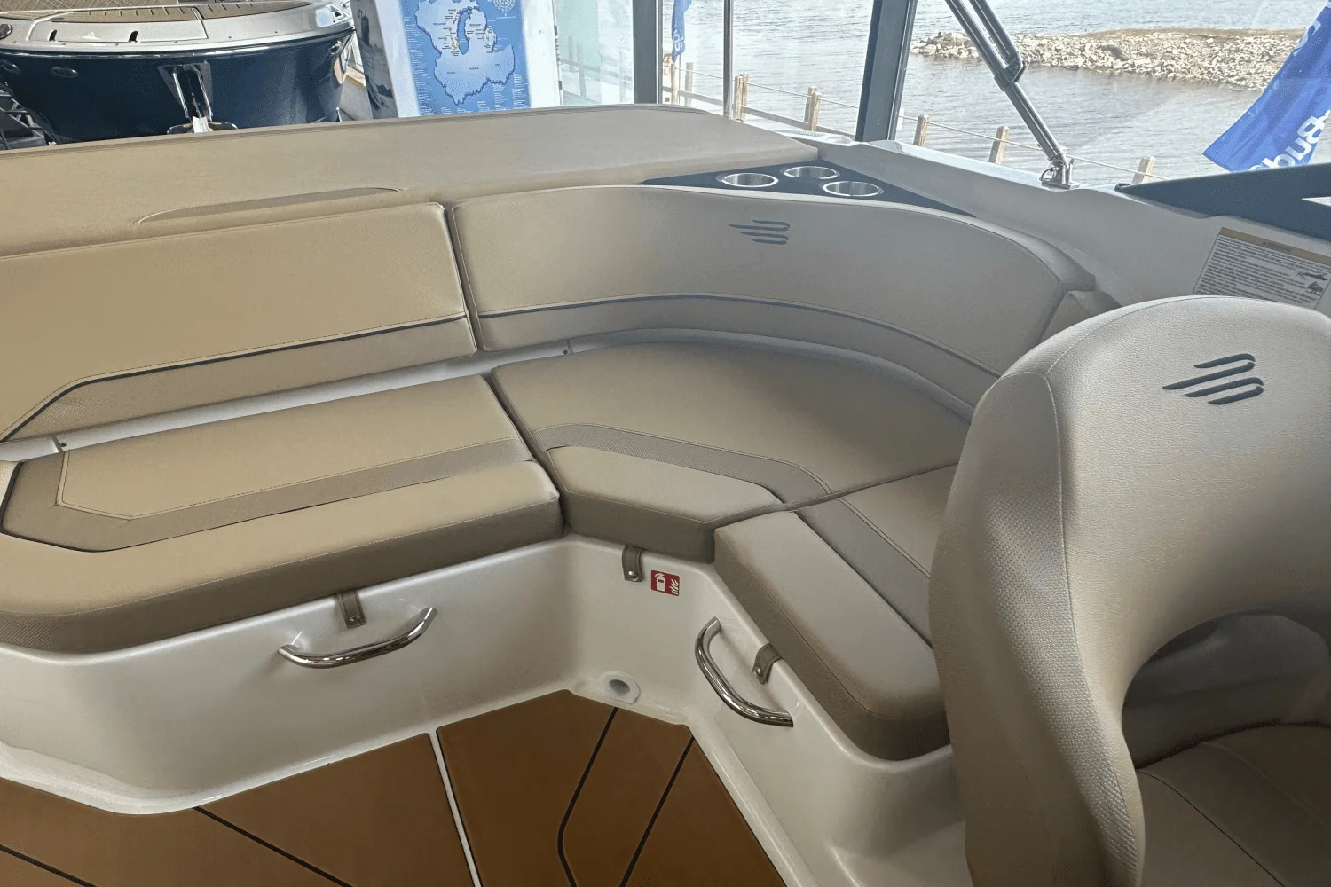 2025 Bayliner V20I Image Thumbnail #11