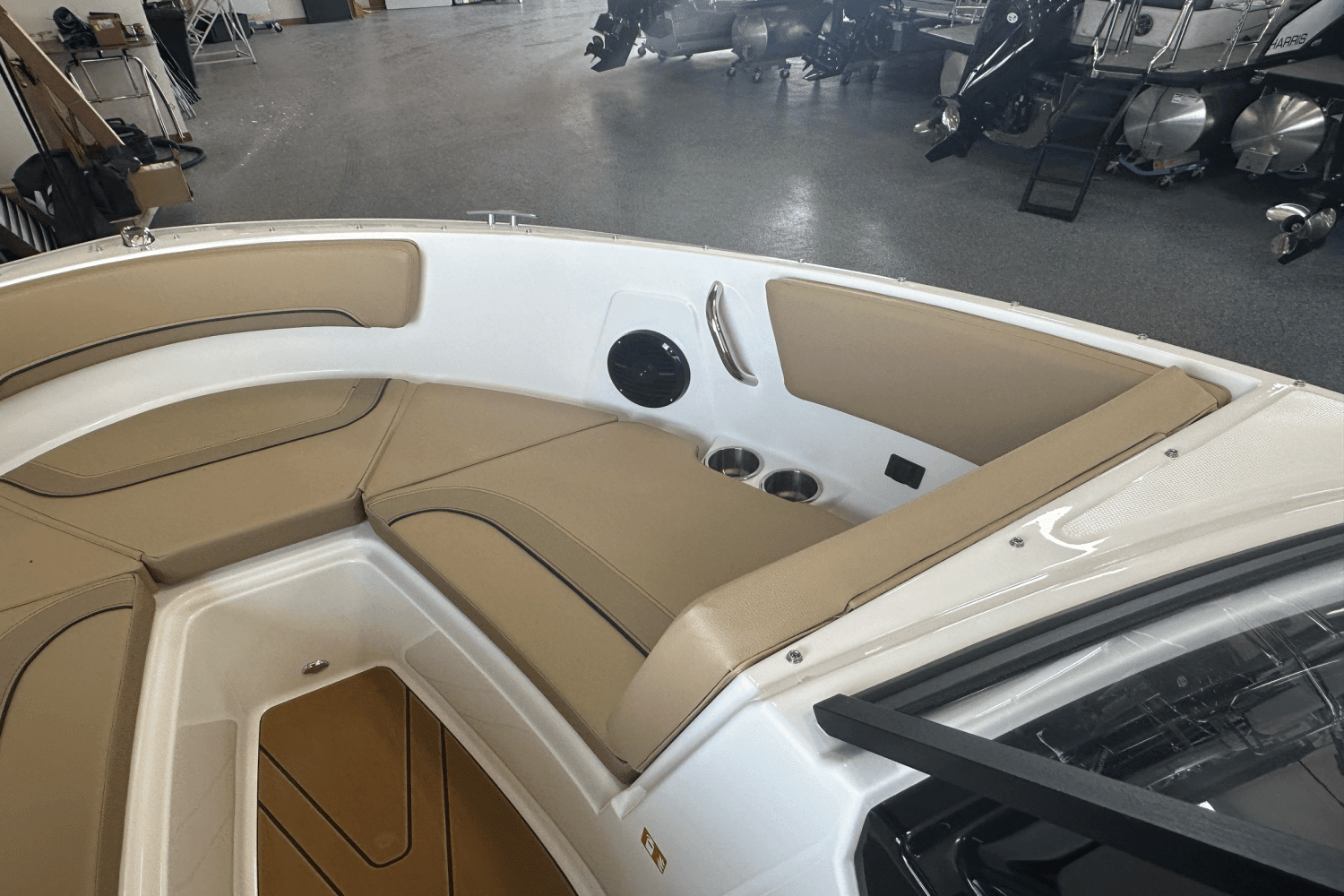 2025 Bayliner V20I Image Thumbnail #6