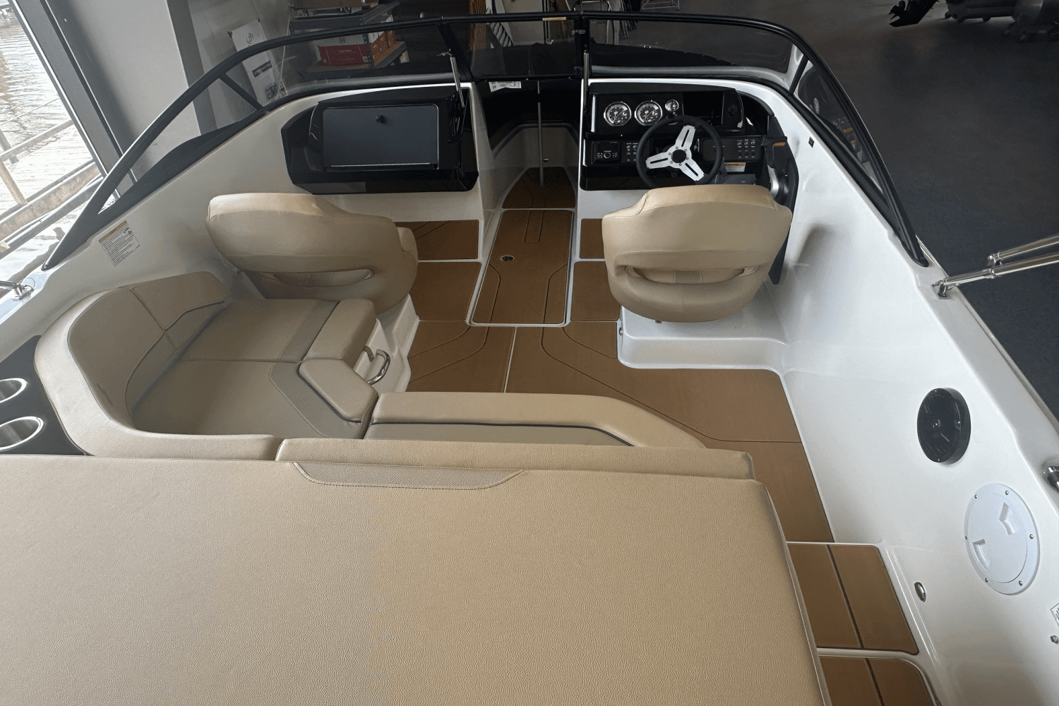 2025 Bayliner V20I Image Thumbnail #13