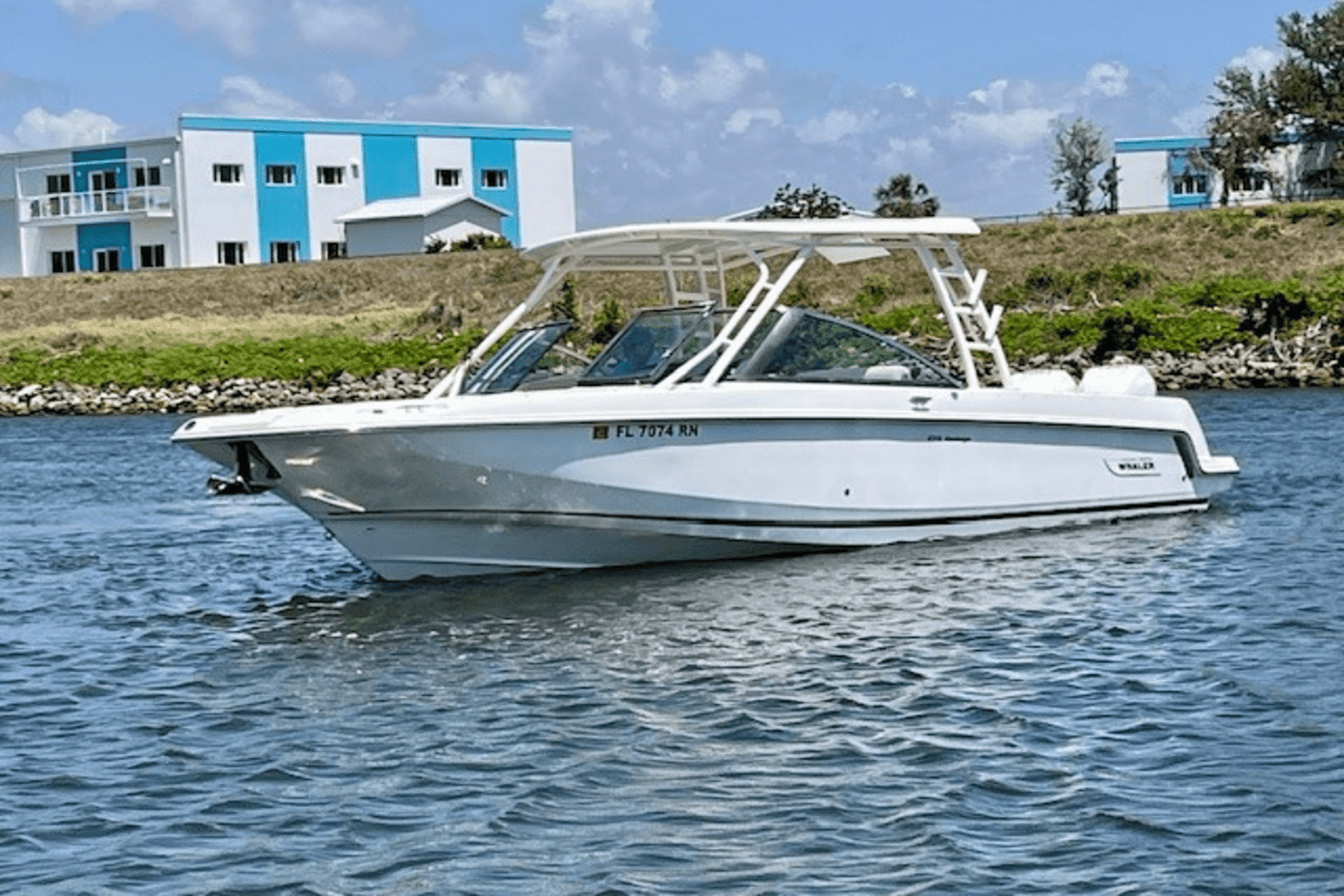 2018 Boston Whaler 270 VANTAGE Image Thumbnail #6