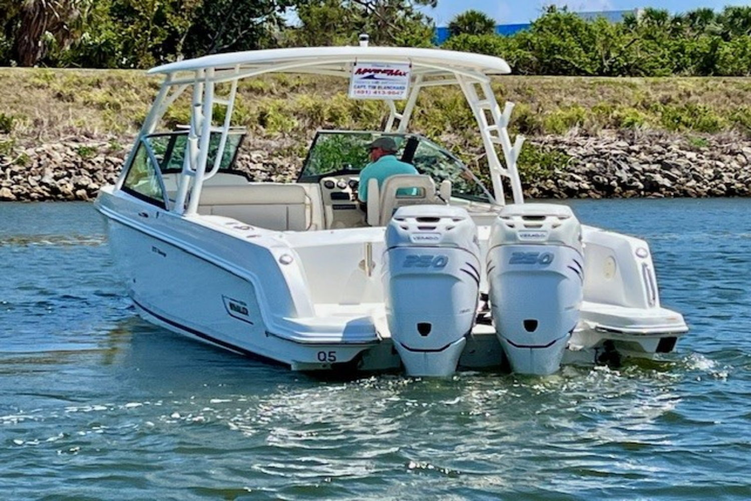 2018 Boston Whaler 270 VANTAGE Image Thumbnail #10