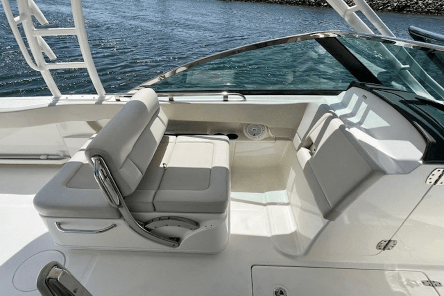 2018 Boston Whaler 270 VANTAGE Image Thumbnail #14