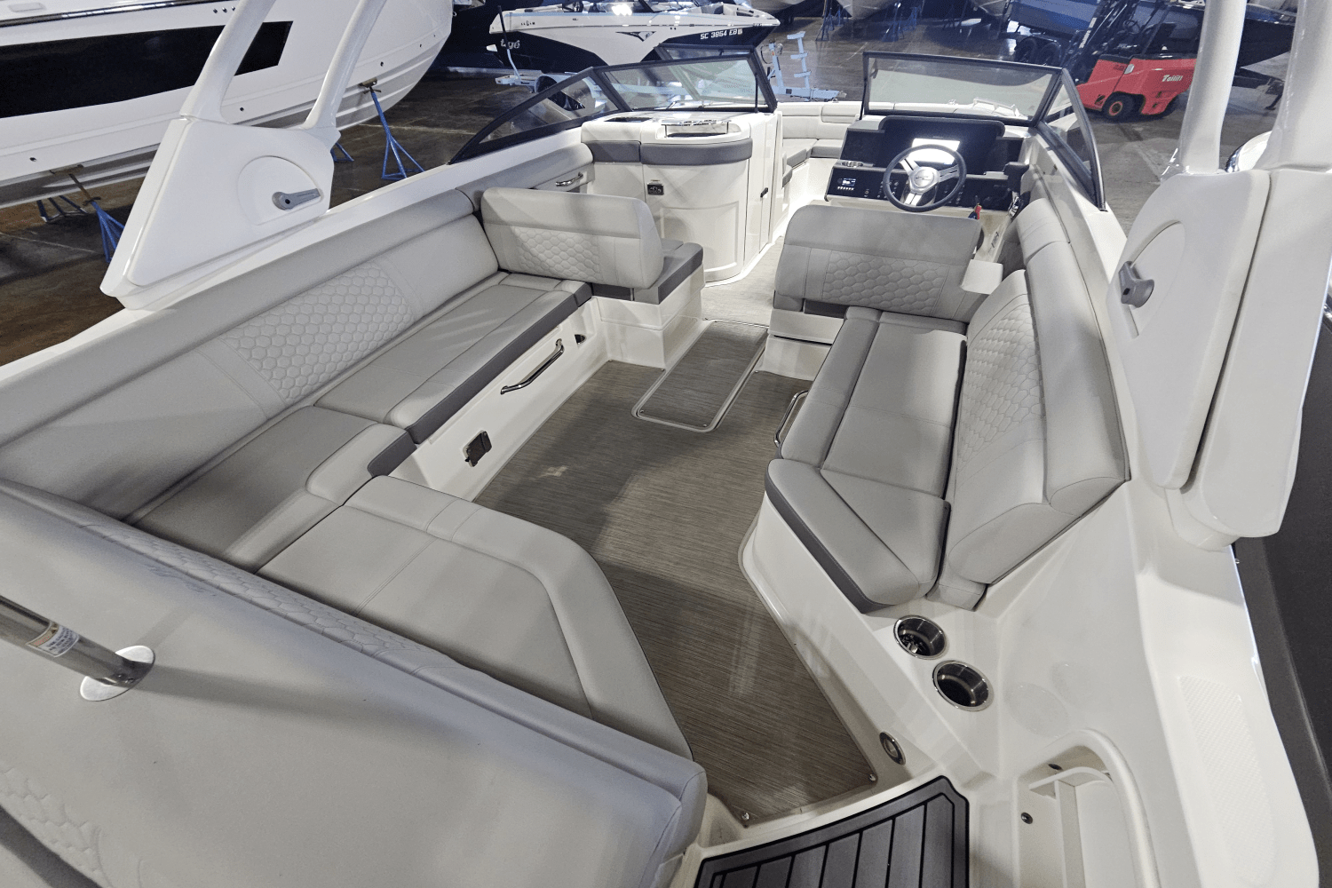 2021 Sea Ray 270 SD-OB Image Thumbnail #8